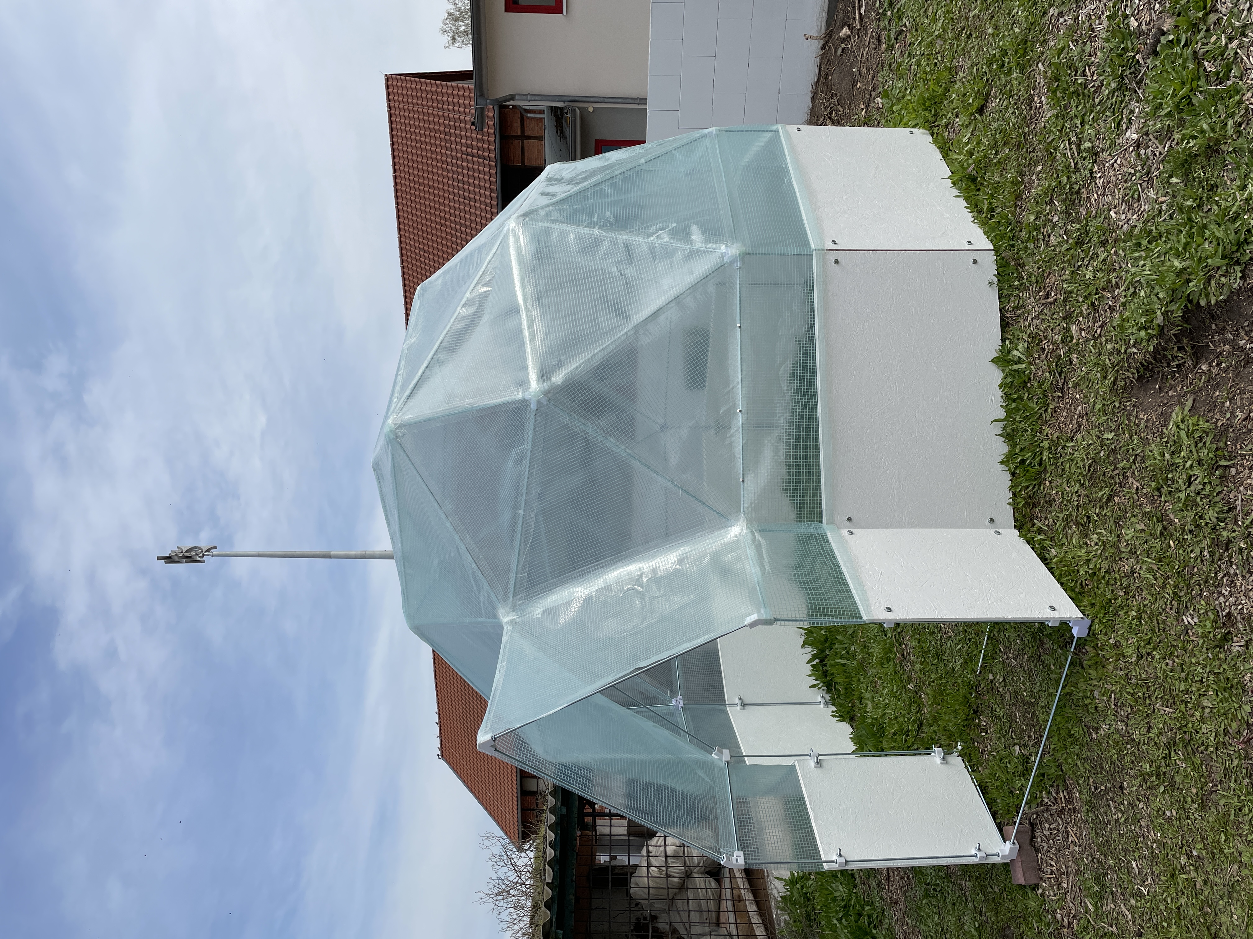 Geodesic Dome / Greenhouse