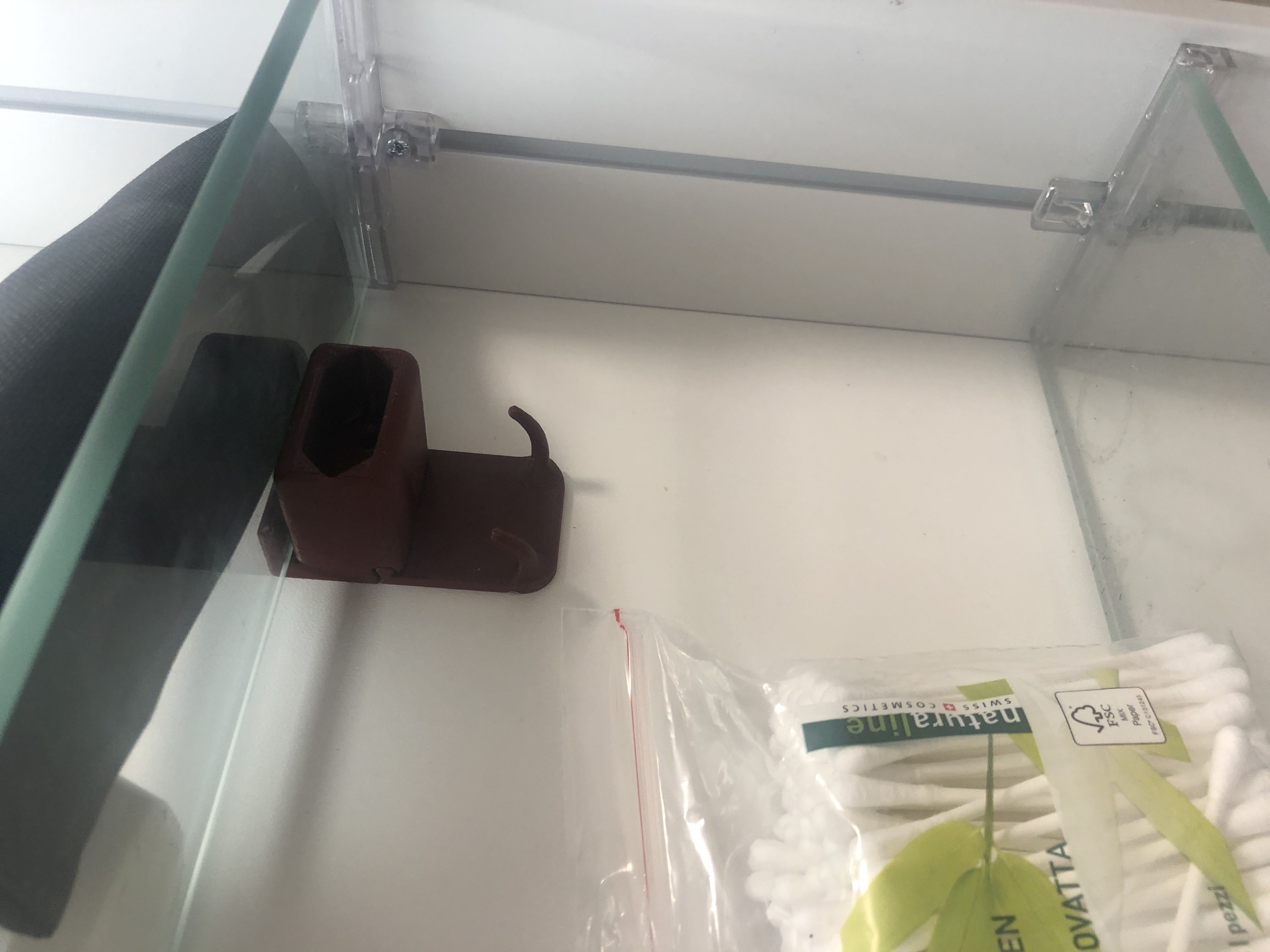 Mirror Cabinet Gadgets — thumbnail 2