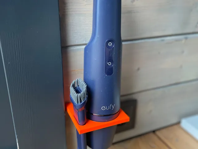 Eufy H11 wall mount