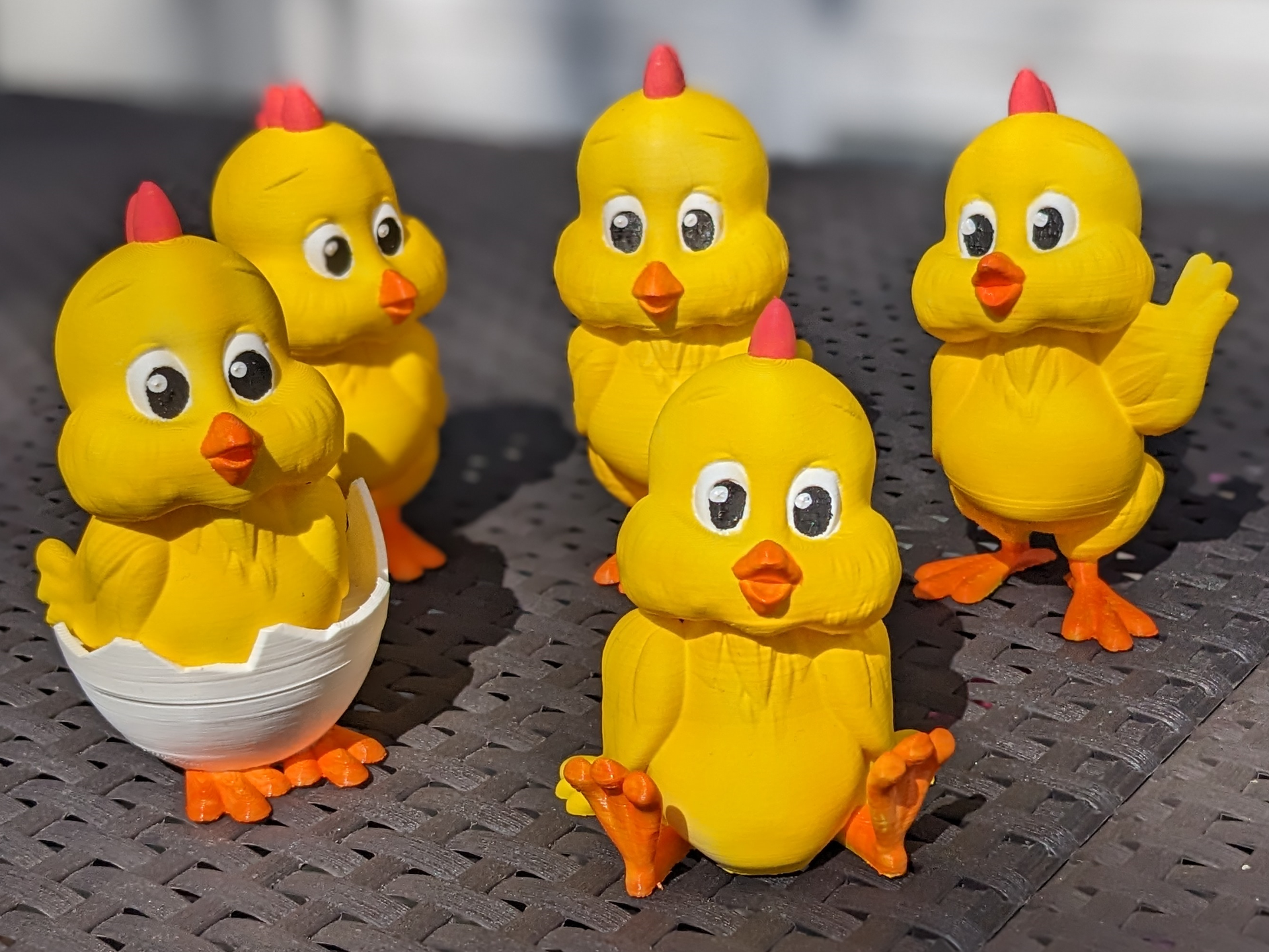 Miniatura 2 do modelo 3D Cute Cartoon Easter Chick No. 3