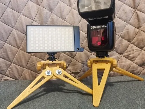Compact Camera Tripod - foldable with hotshoe mount
