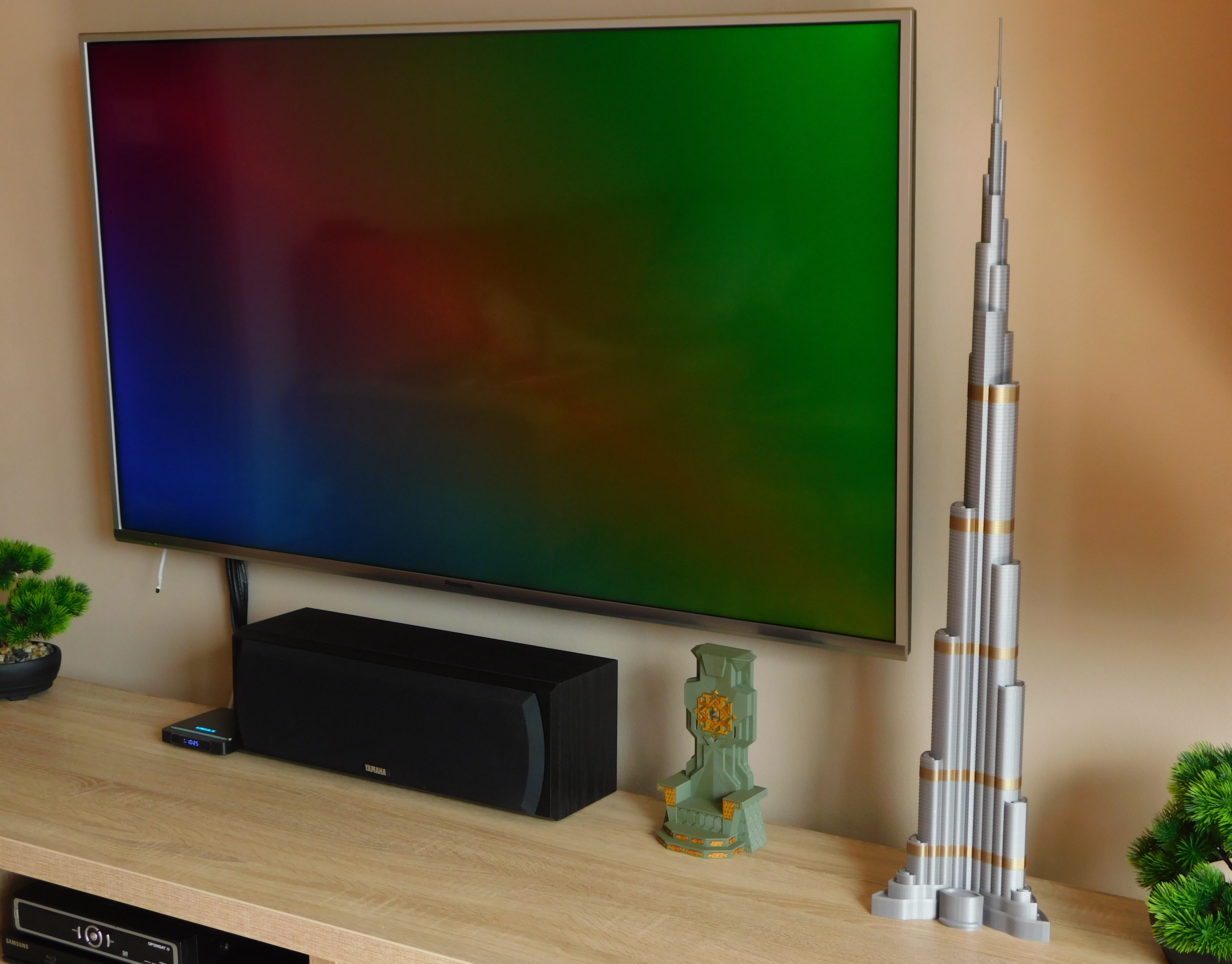 burj-khalifa-828mm-tall-high-detail-scale-1-1000-3dmodel-by-thorin
