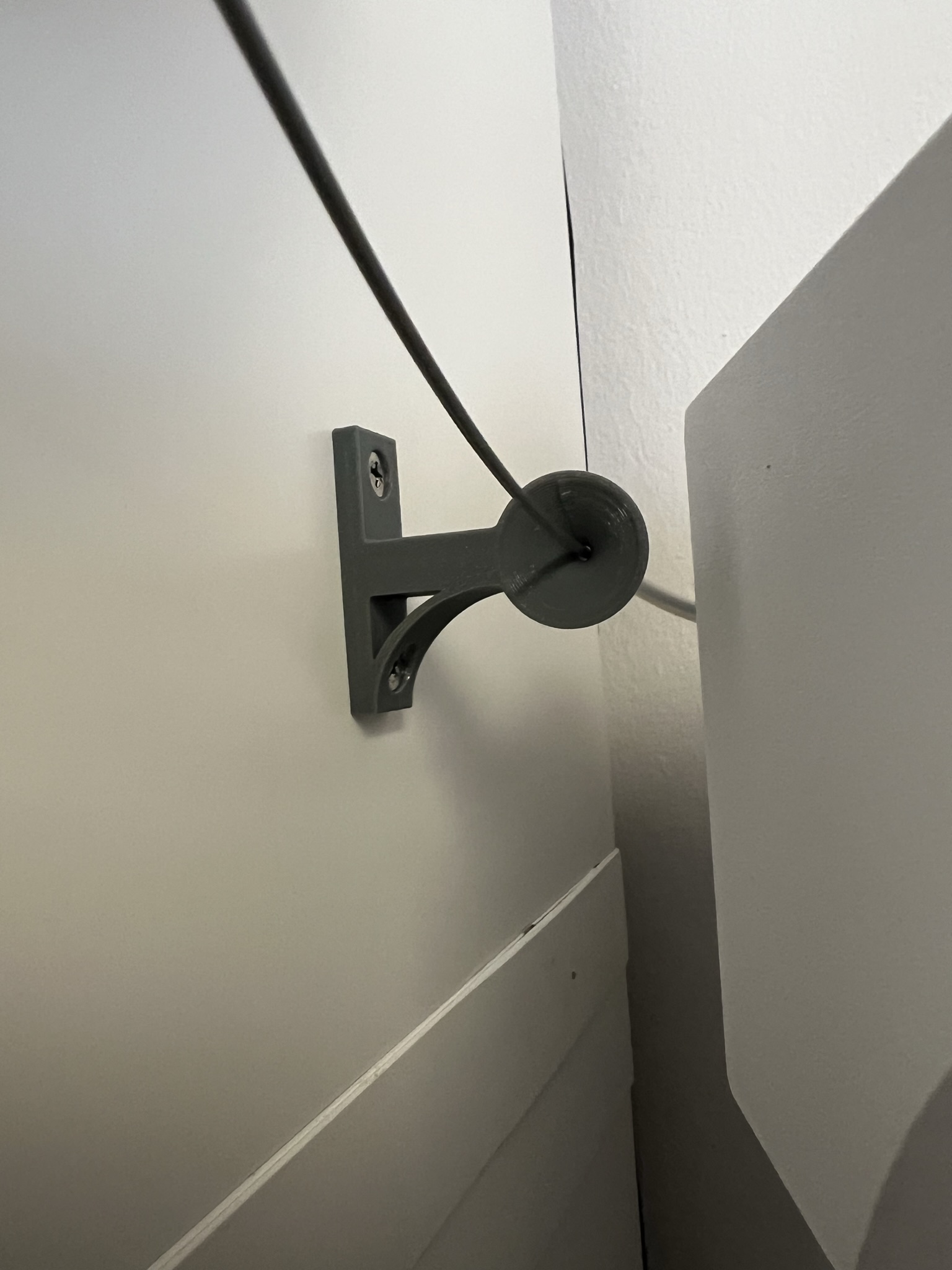Filament guide