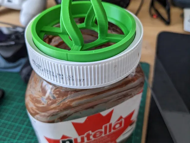 K Cup Keurig Coffee Ground Extractor for Recycling and Composting into Nutella 725g Jar Lid