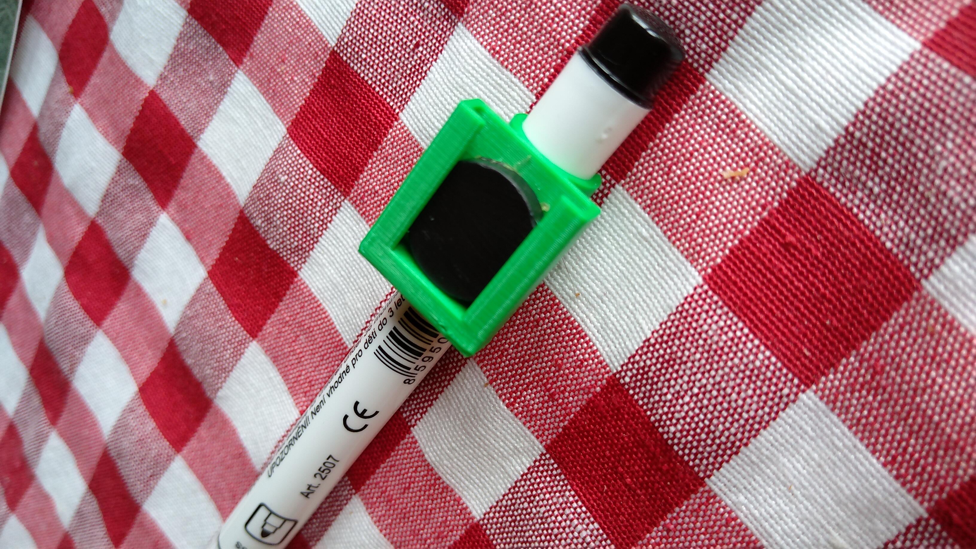 Magnetic marker holder / Magneticky drziak fixky by Robert Korduliak ...