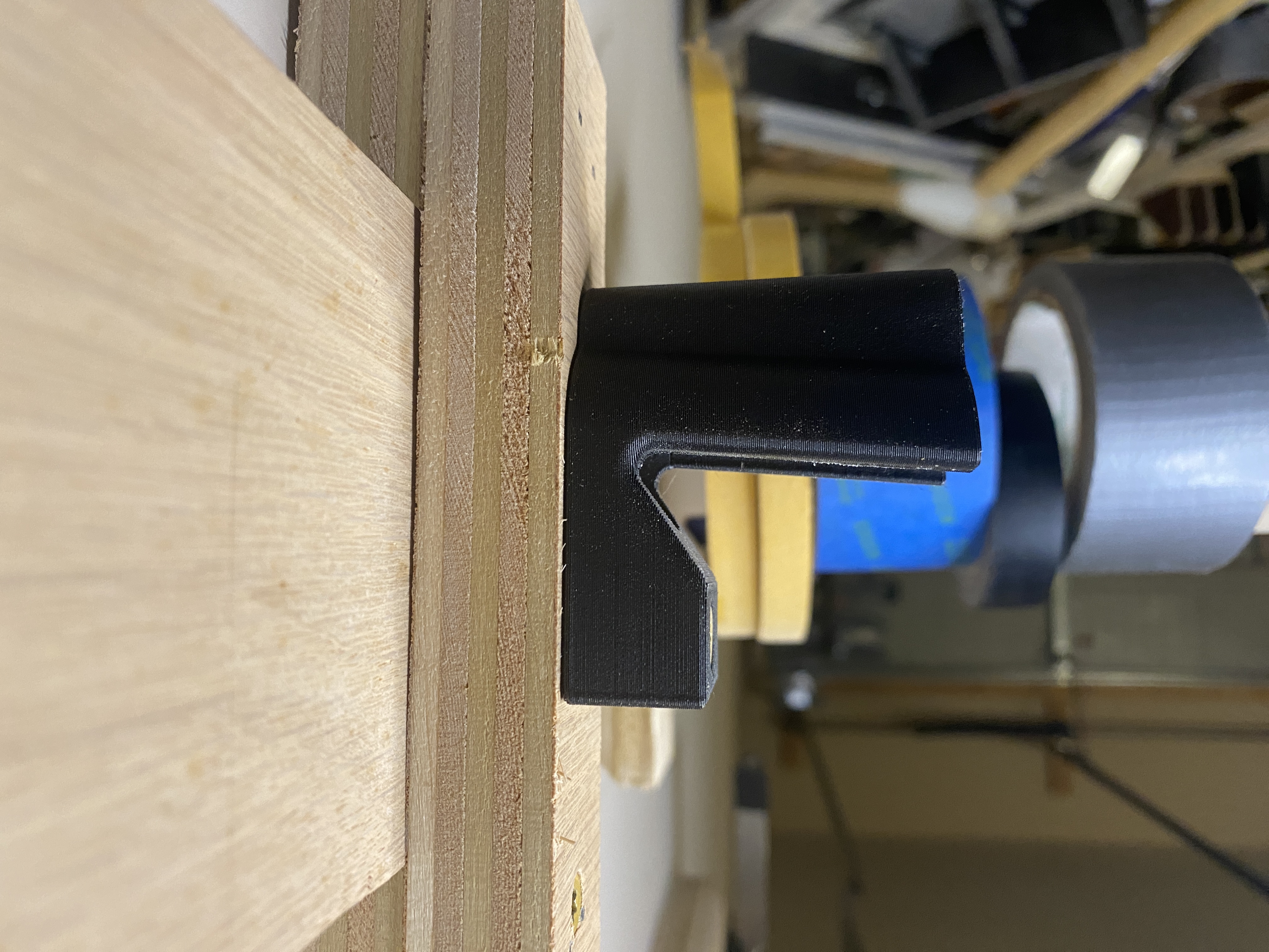 Miniatura 2 do modelo 3D Universal Tool Holder using Dowel