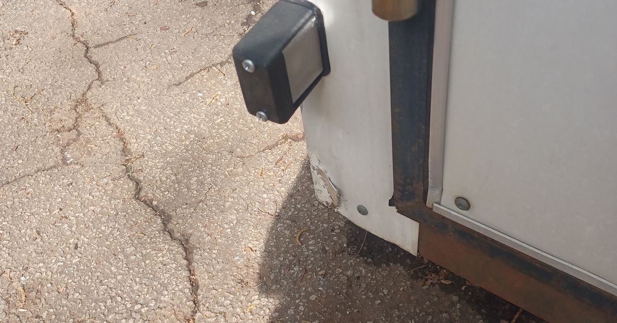 Trailer license plate light lens for Haulmark by Fearless Download