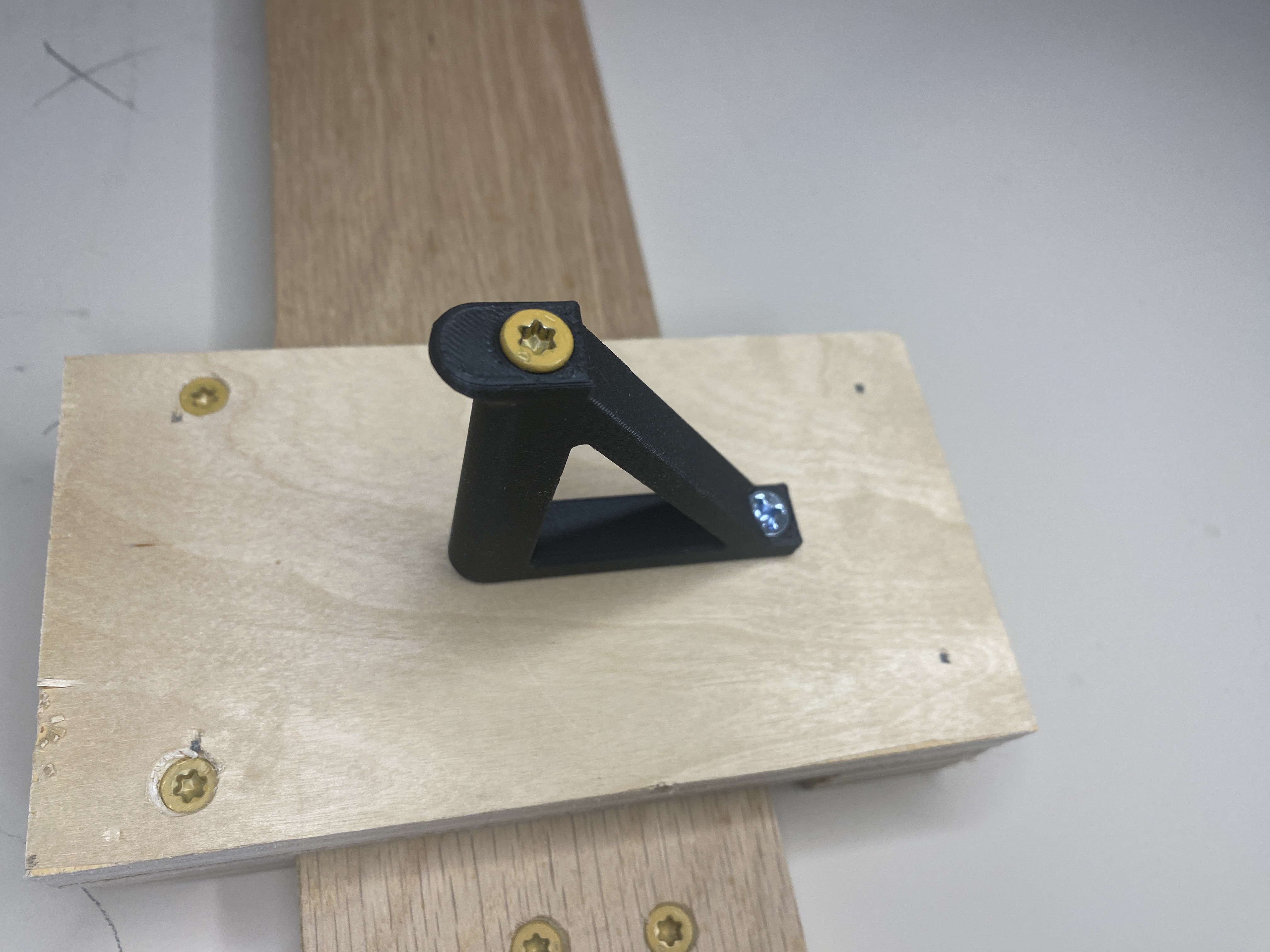 Miniatura 3 do modelo 3D Universal Power Tool Holder