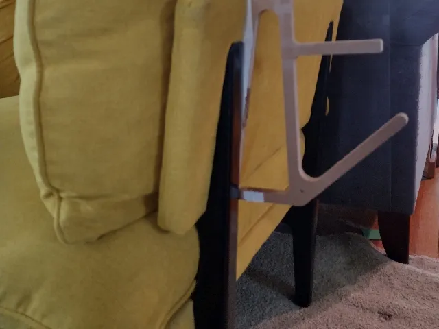Floyd ArmRest v01