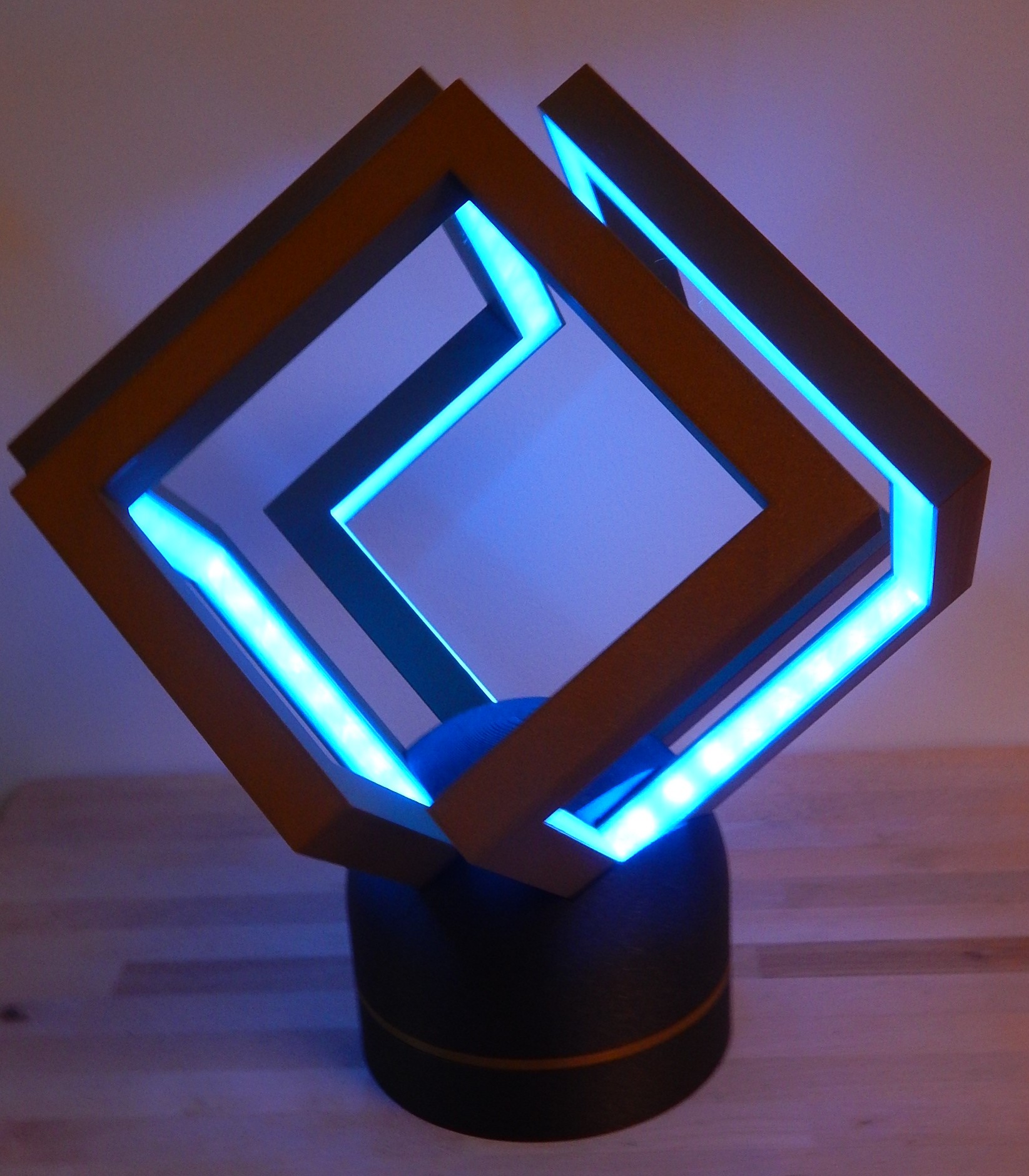 Miniatura 7 do modelo 3D Holder for Infinity Cube light