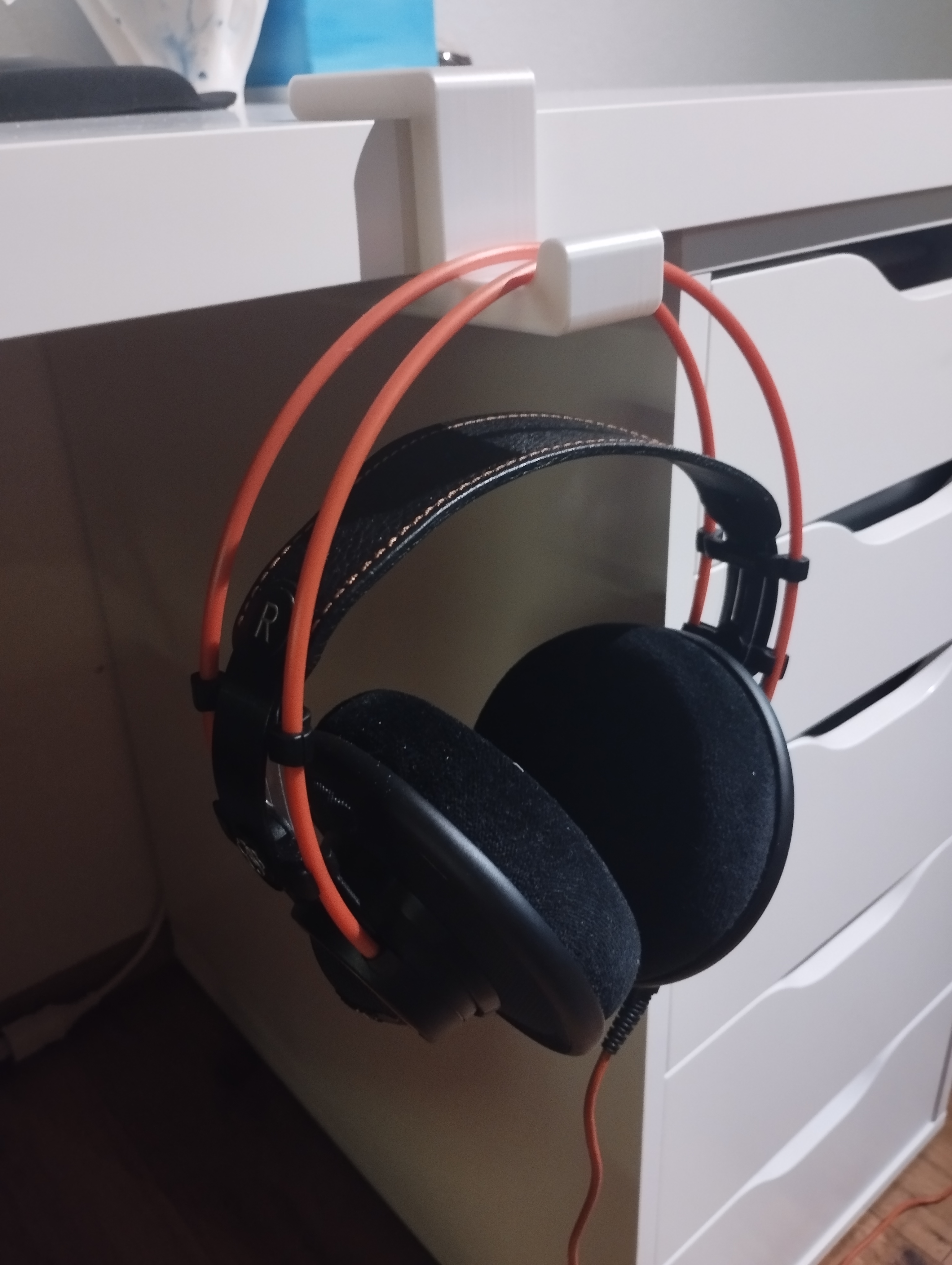 Simple Headphone Hook for IKEA Lagkapten