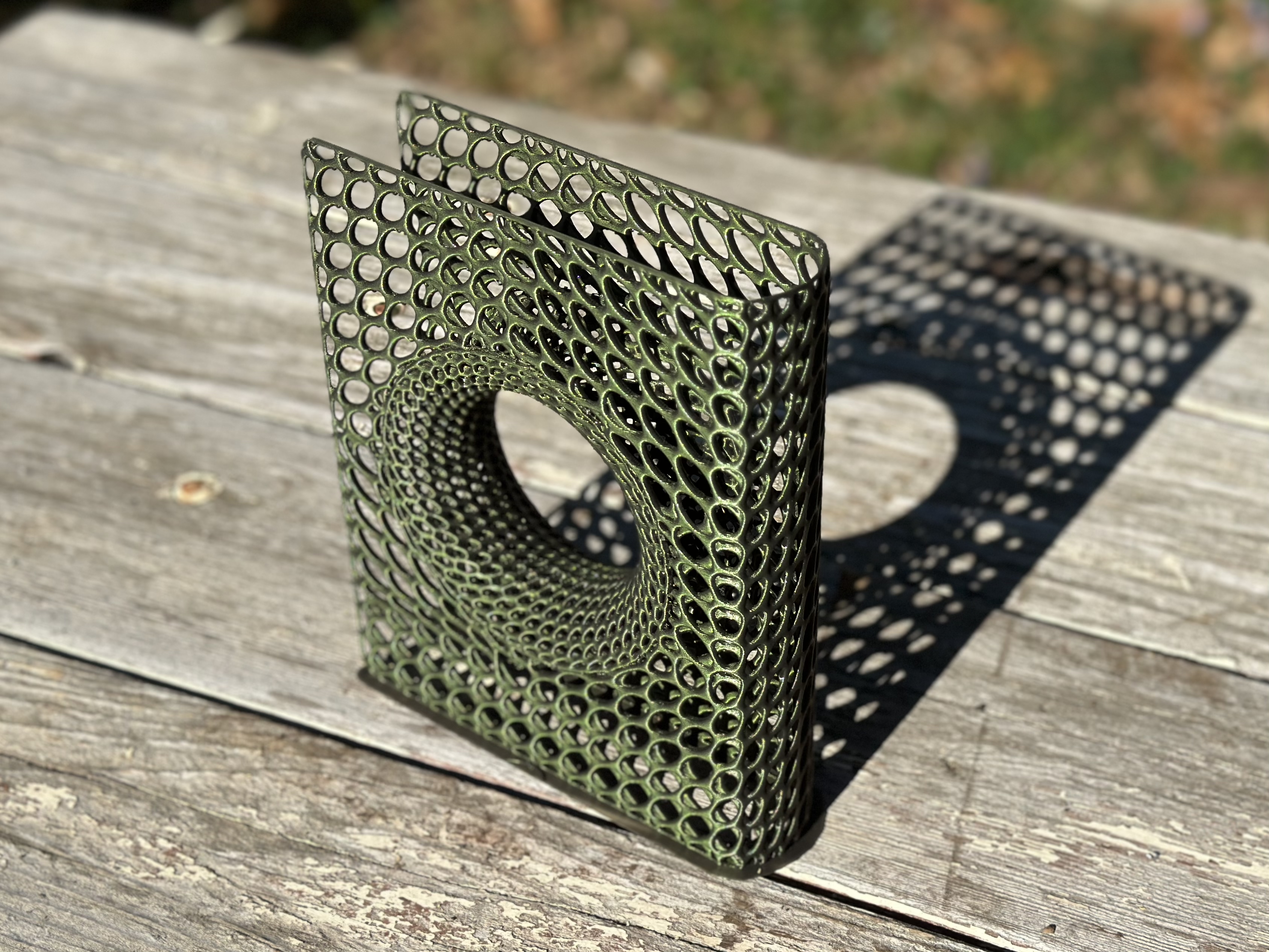 Miniatura 2 do modelo 3D Mesh Wireframe Bookend Collection