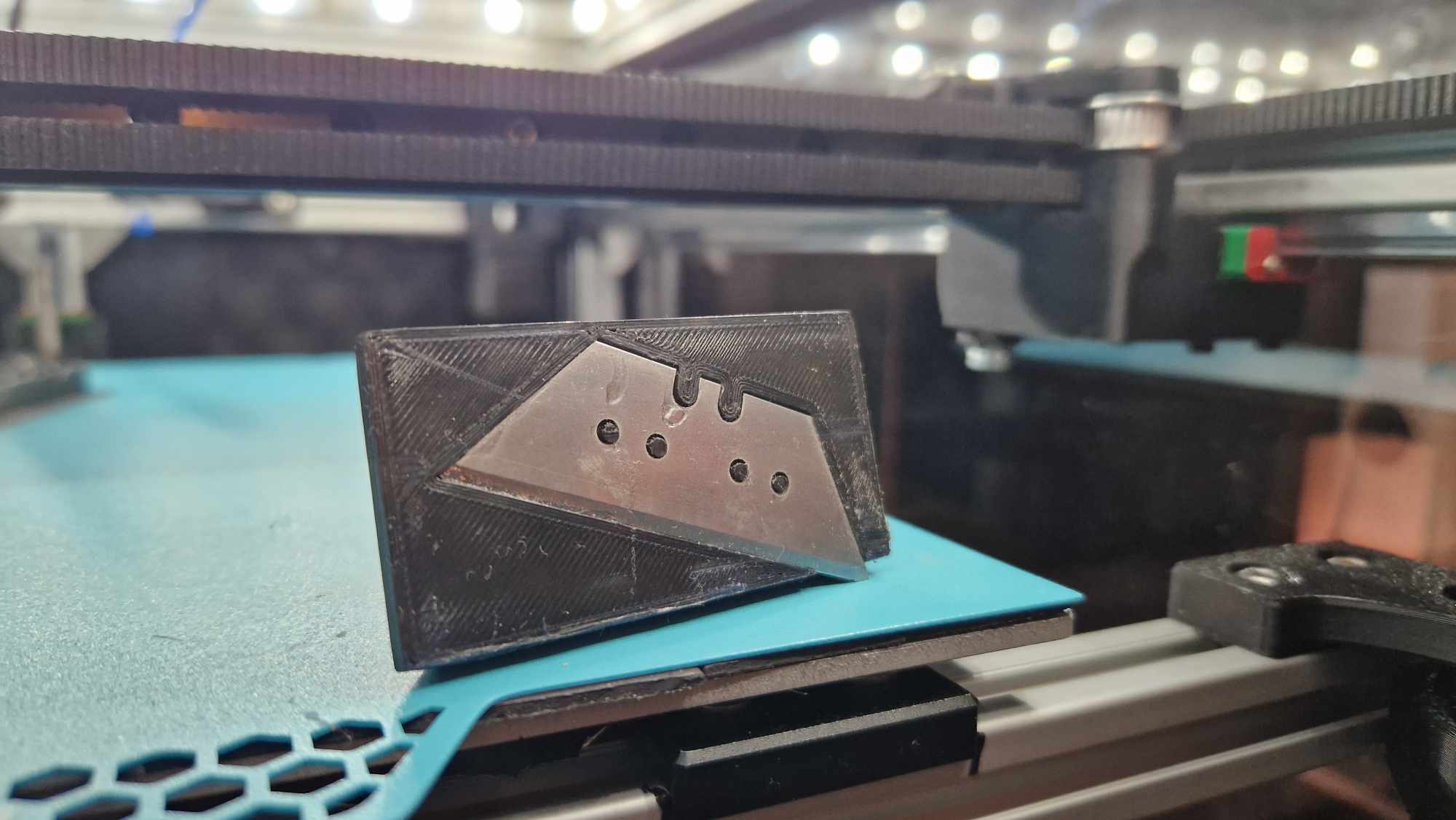 Miniatura 2 do modelo 3D Acrylic Sheet Cutter