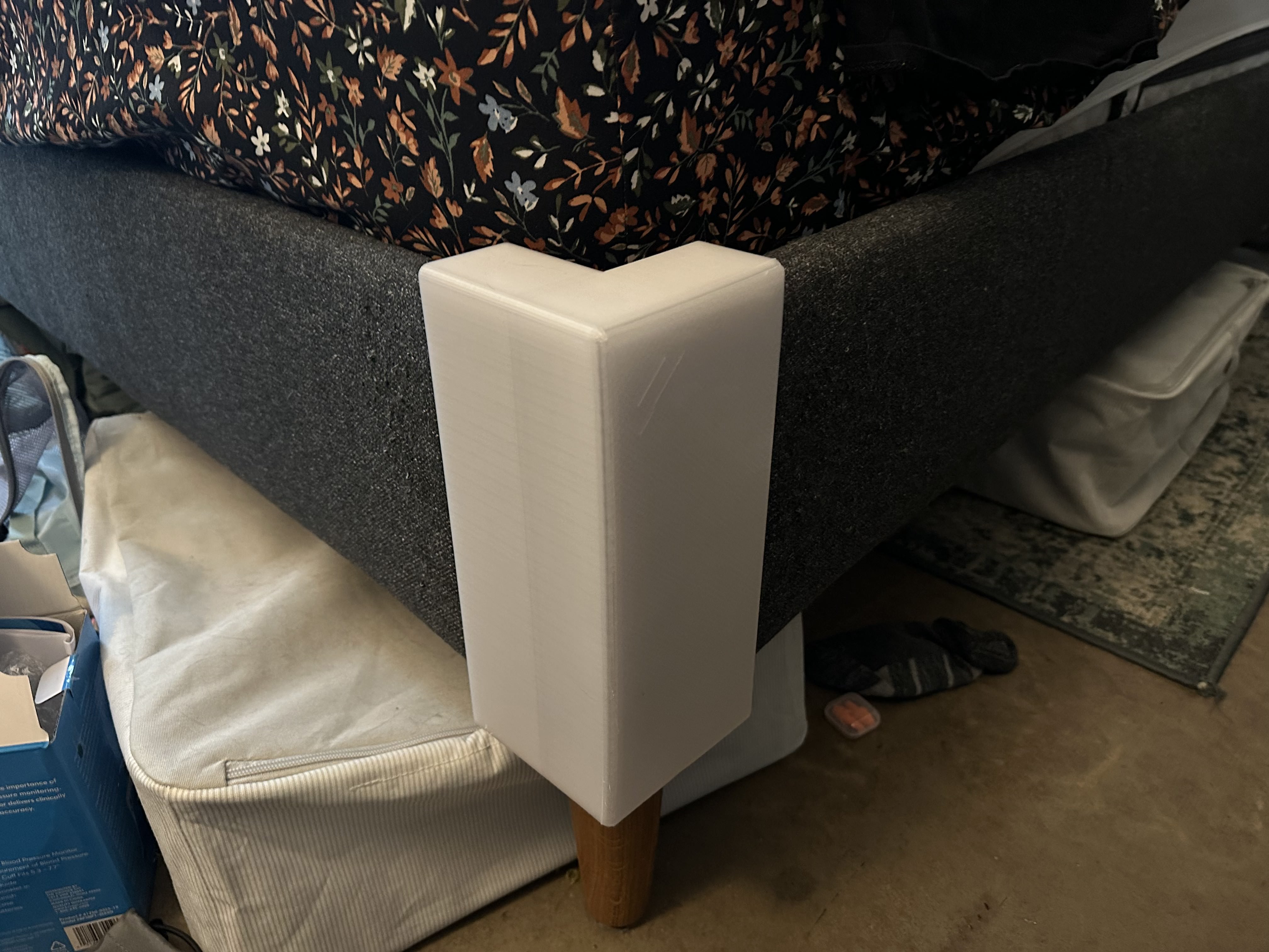 Bed Frame Corner Protector by devilryascended Download free STL