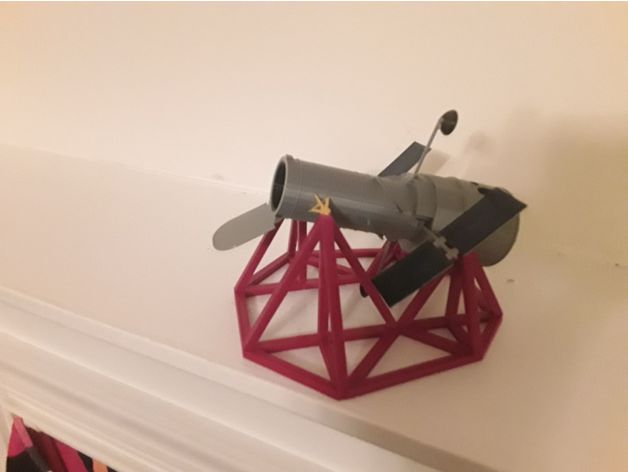 Hubble Space Telescope - 1:100