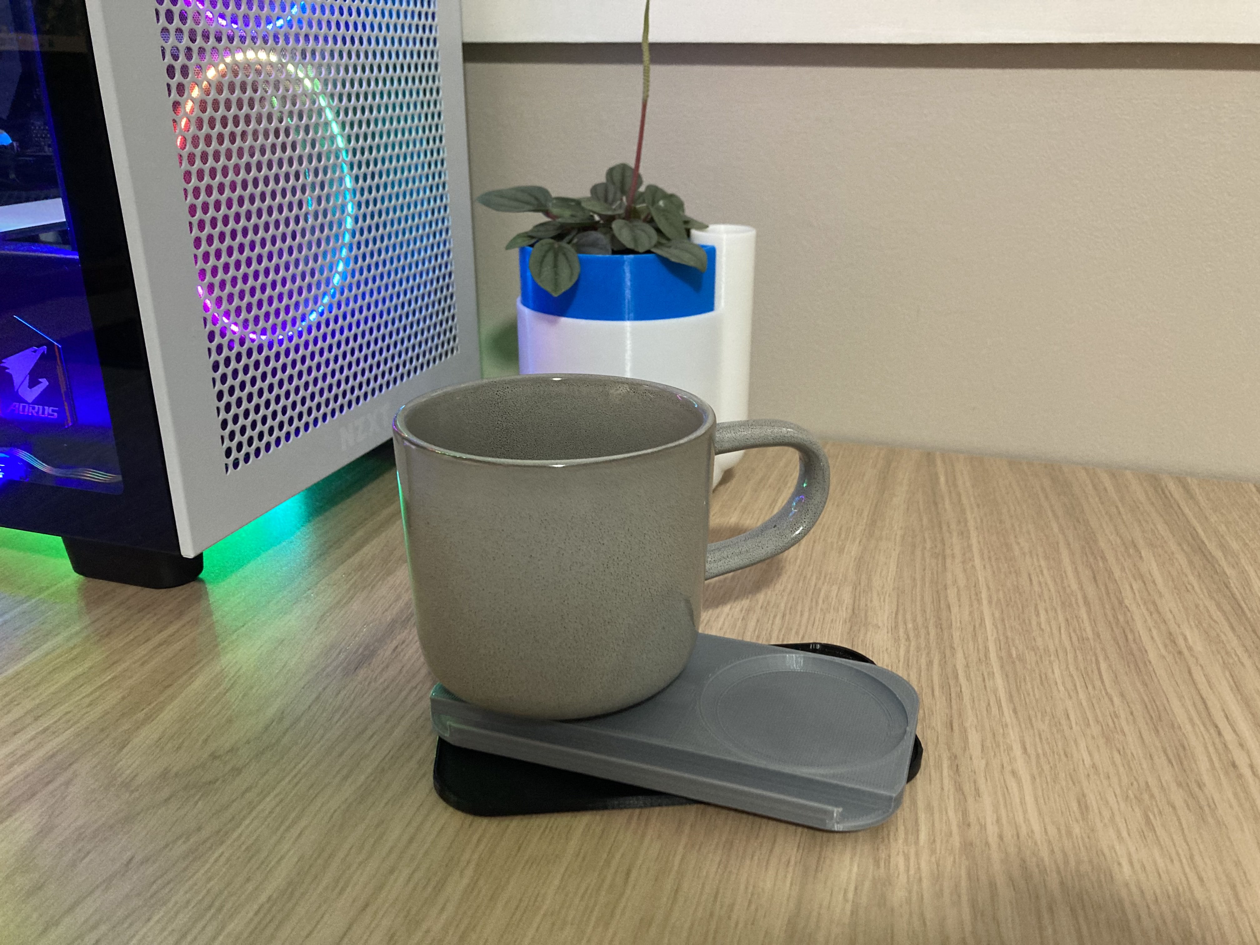 Spinning Drink Holder by BorderLIGHT Download free STL model
