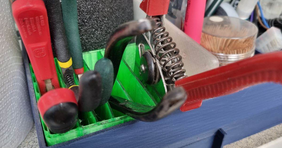 Pliers Organizer by Sica Download free STL model