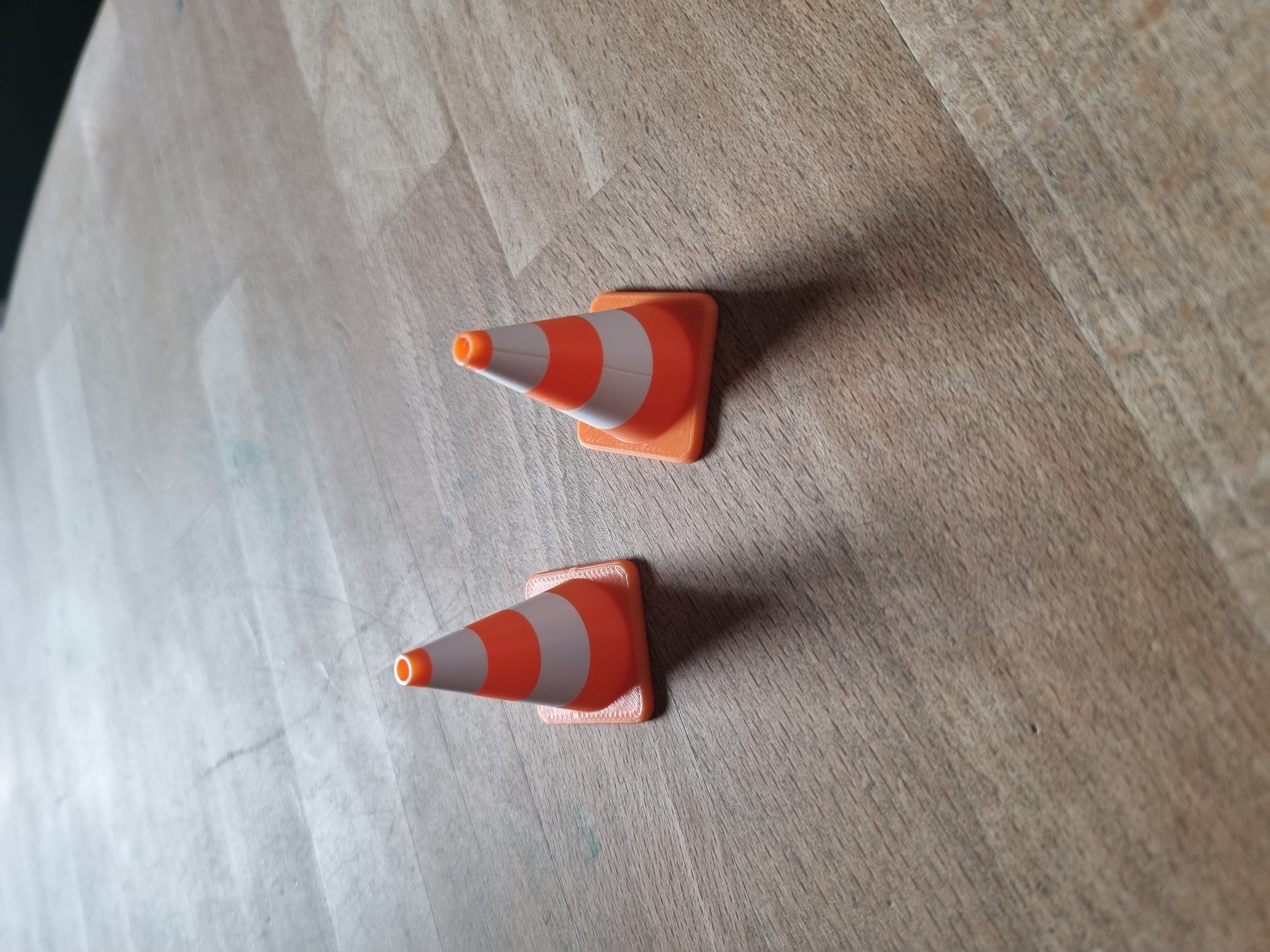 Traffic Cone Verkehrsleitkegel Scale 1:16 BRUDER Stackable
