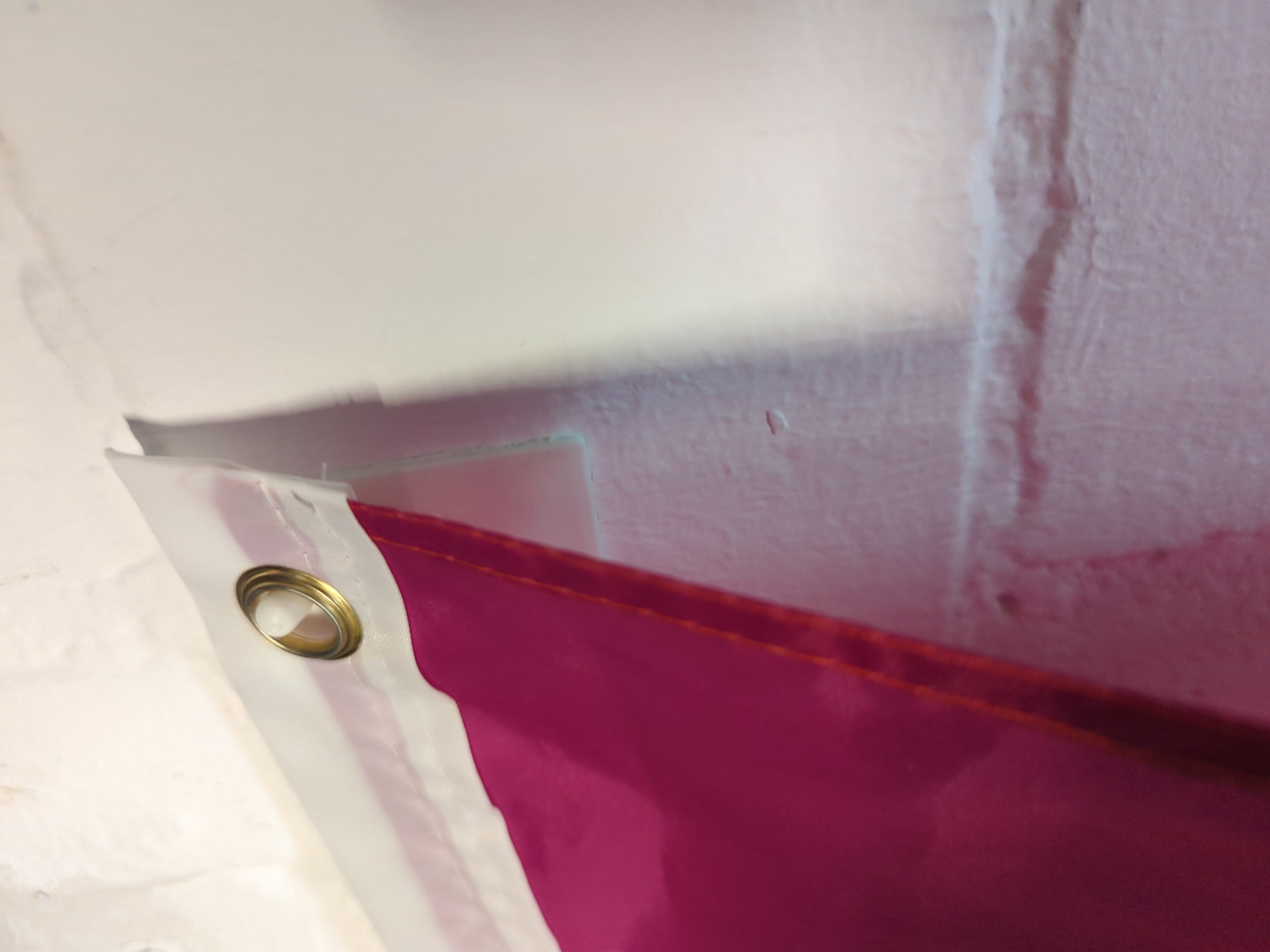 Customizable screwless flag wall hook — thumbnail 2