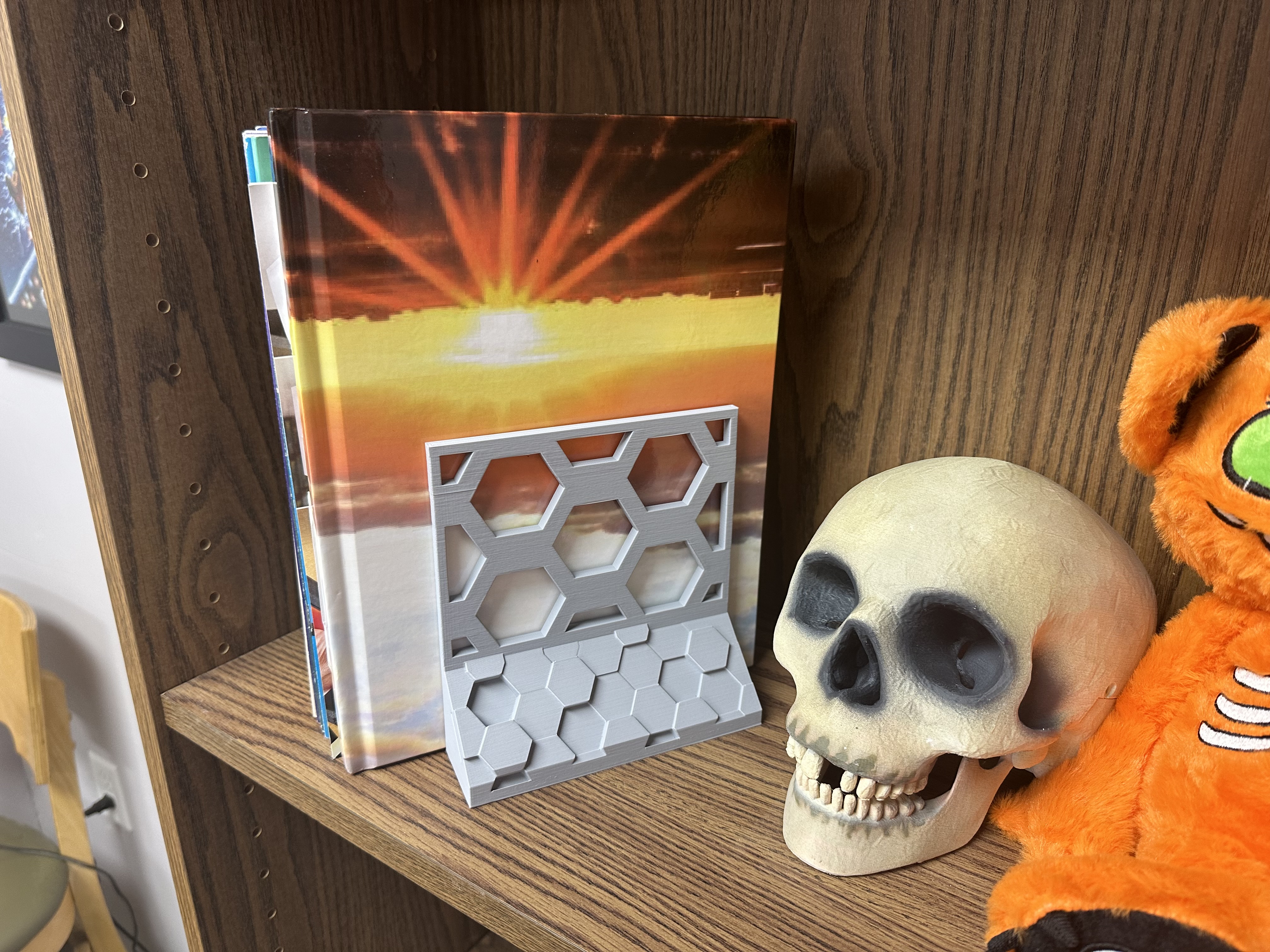 Miniatura 7 do modelo 3D HexEnds Bookends with a Modern Touch