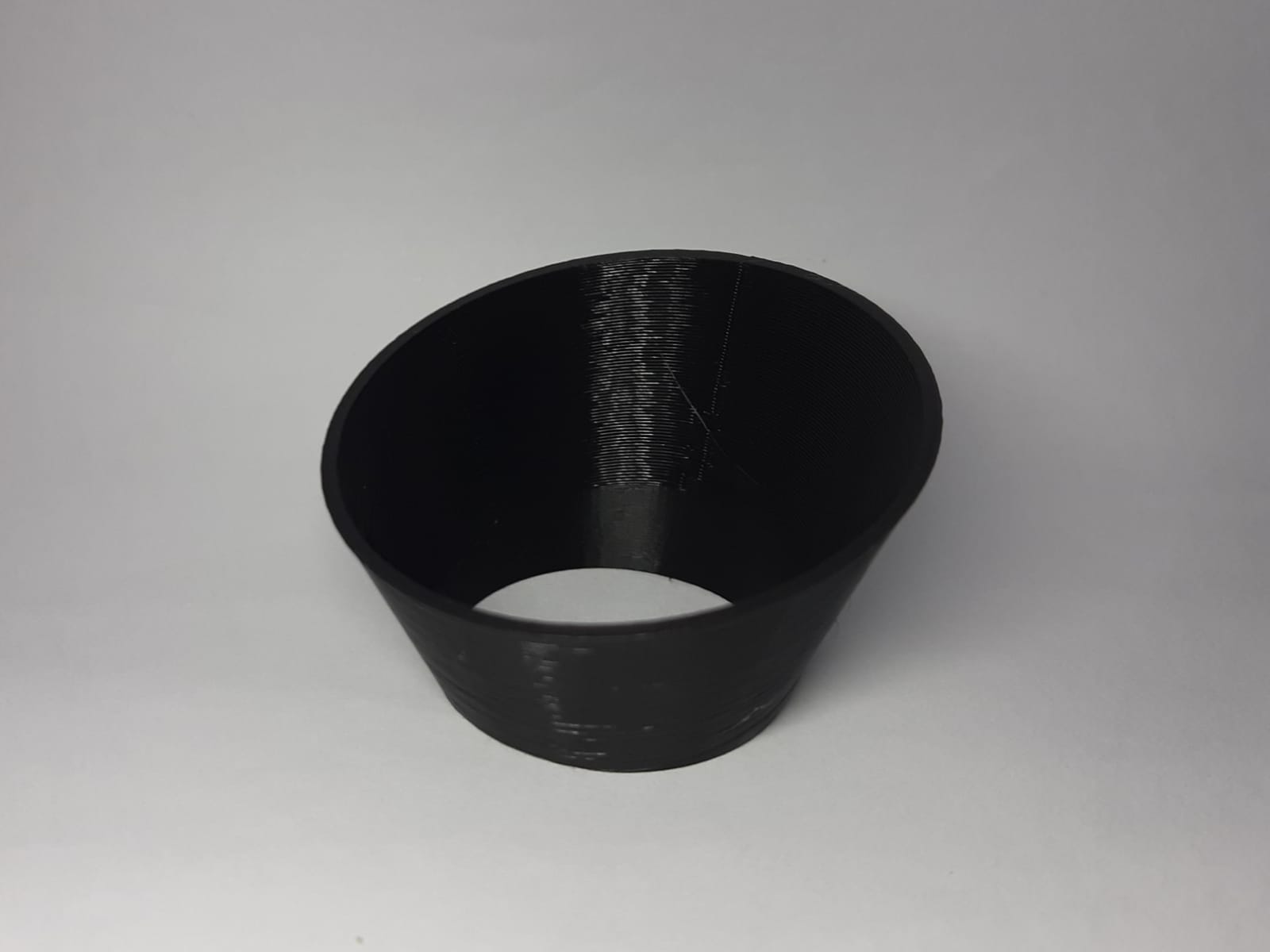 Miniatura 3 do modelo 3D Simple Egg Cup