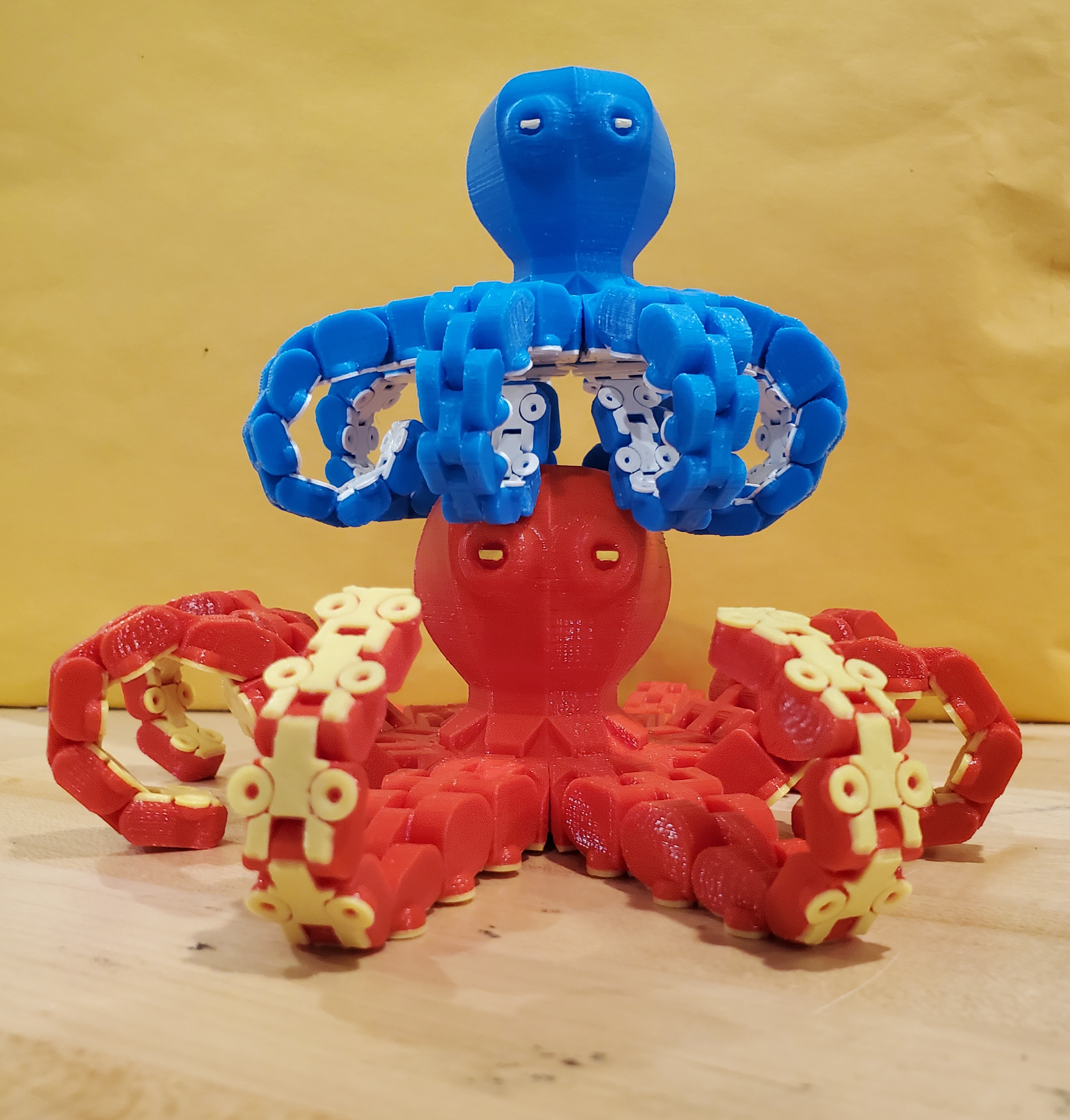 articulated-octopus-by-majerdave-download-free-stl-model-printables