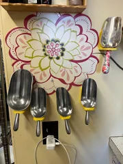 Scoop Holder