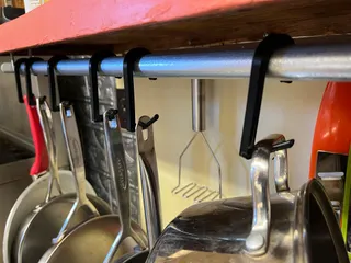 Pan Hanger