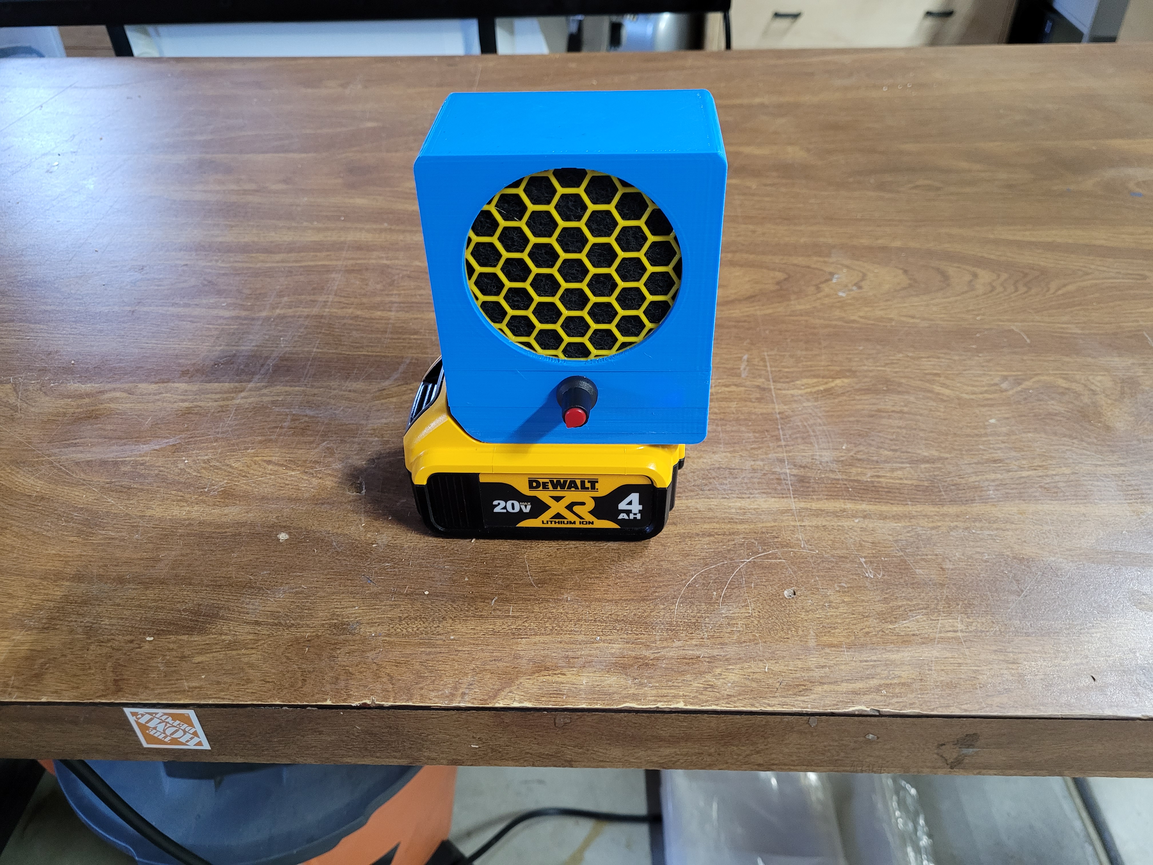 Soldering Fume Extractor with Dewalt Battery attachment