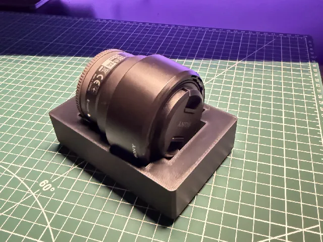Gridfinity Lens Holder for Sony FE 50mm F1.8