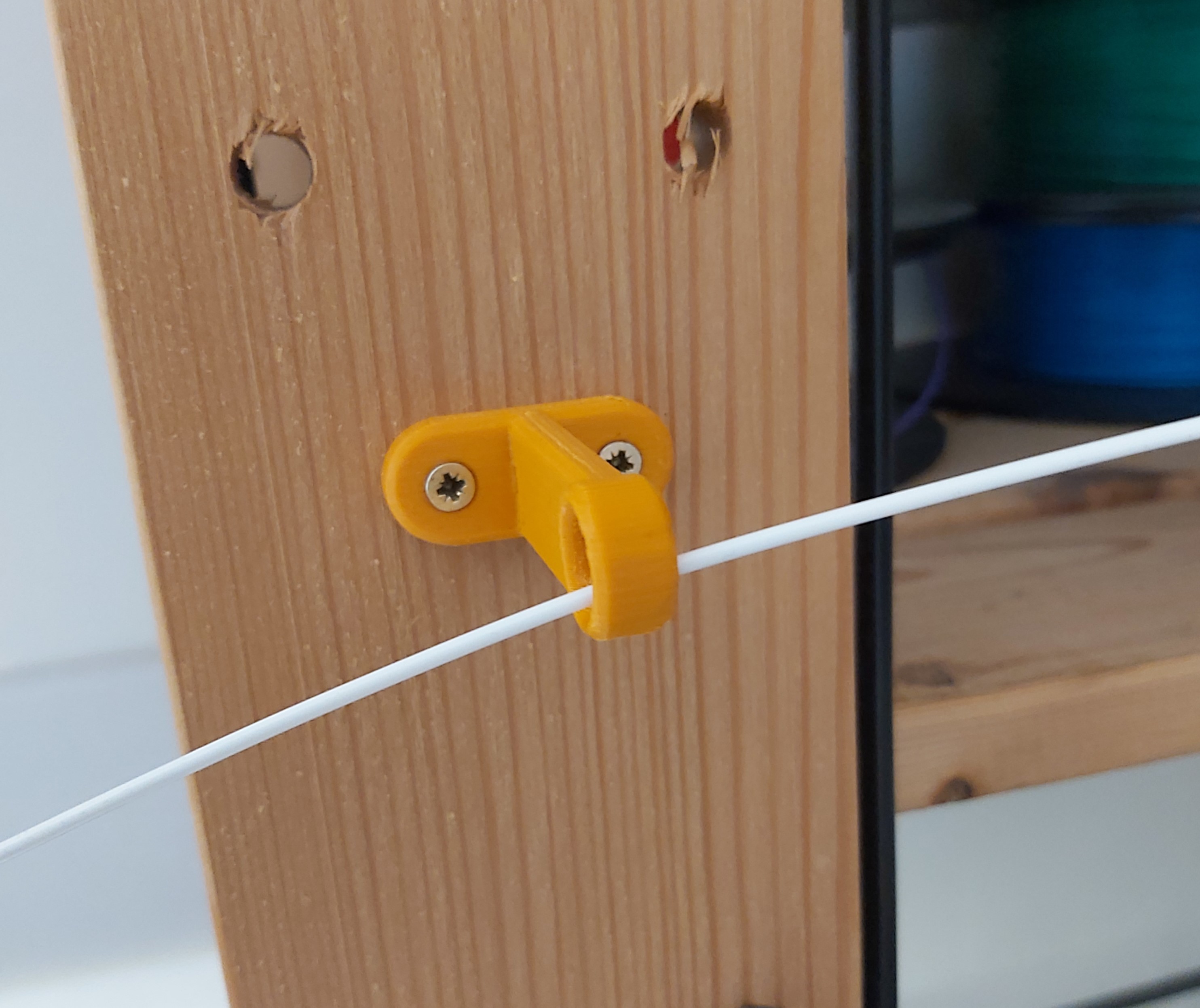 Filament guide for wall or shelf mounting by gskollnau | Download free ...
