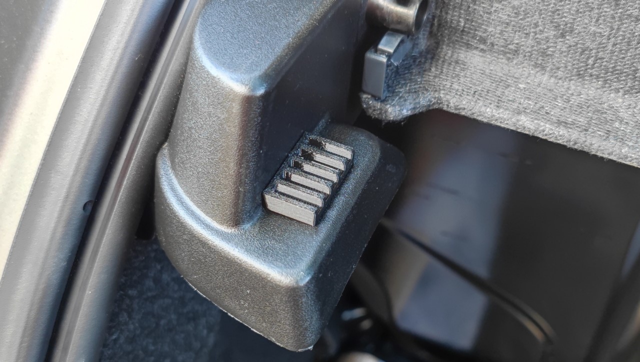 Fiat 500 Parcel Shelf Bumper