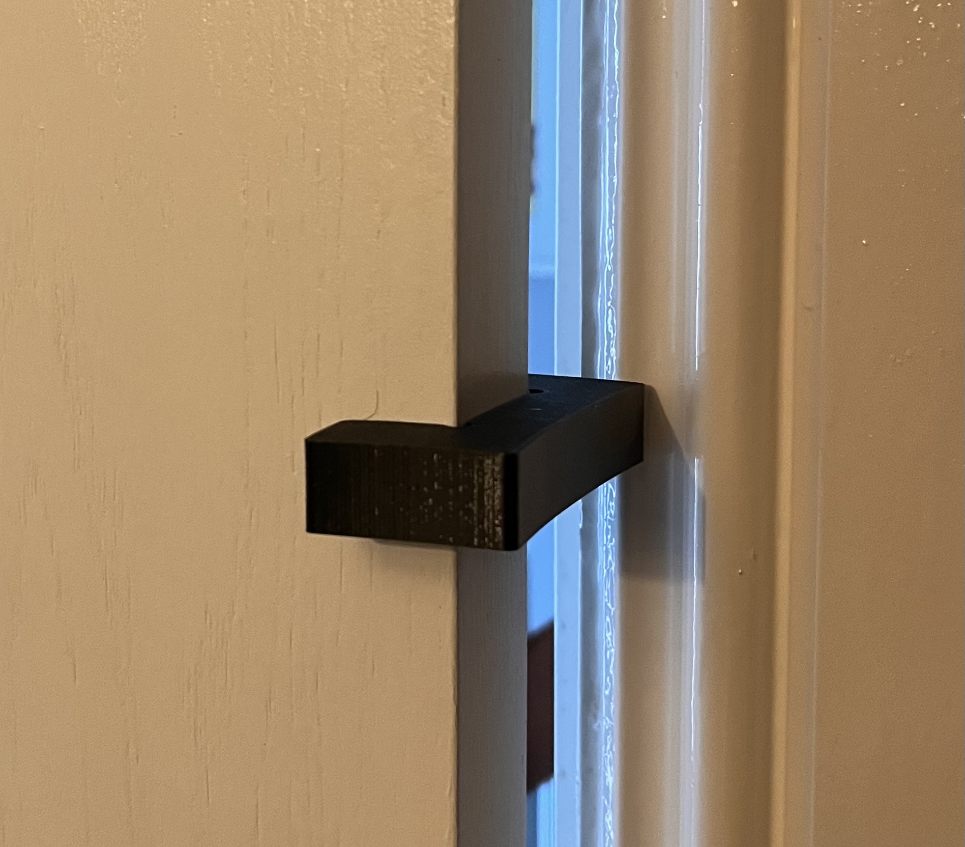 Toddler door finger guard