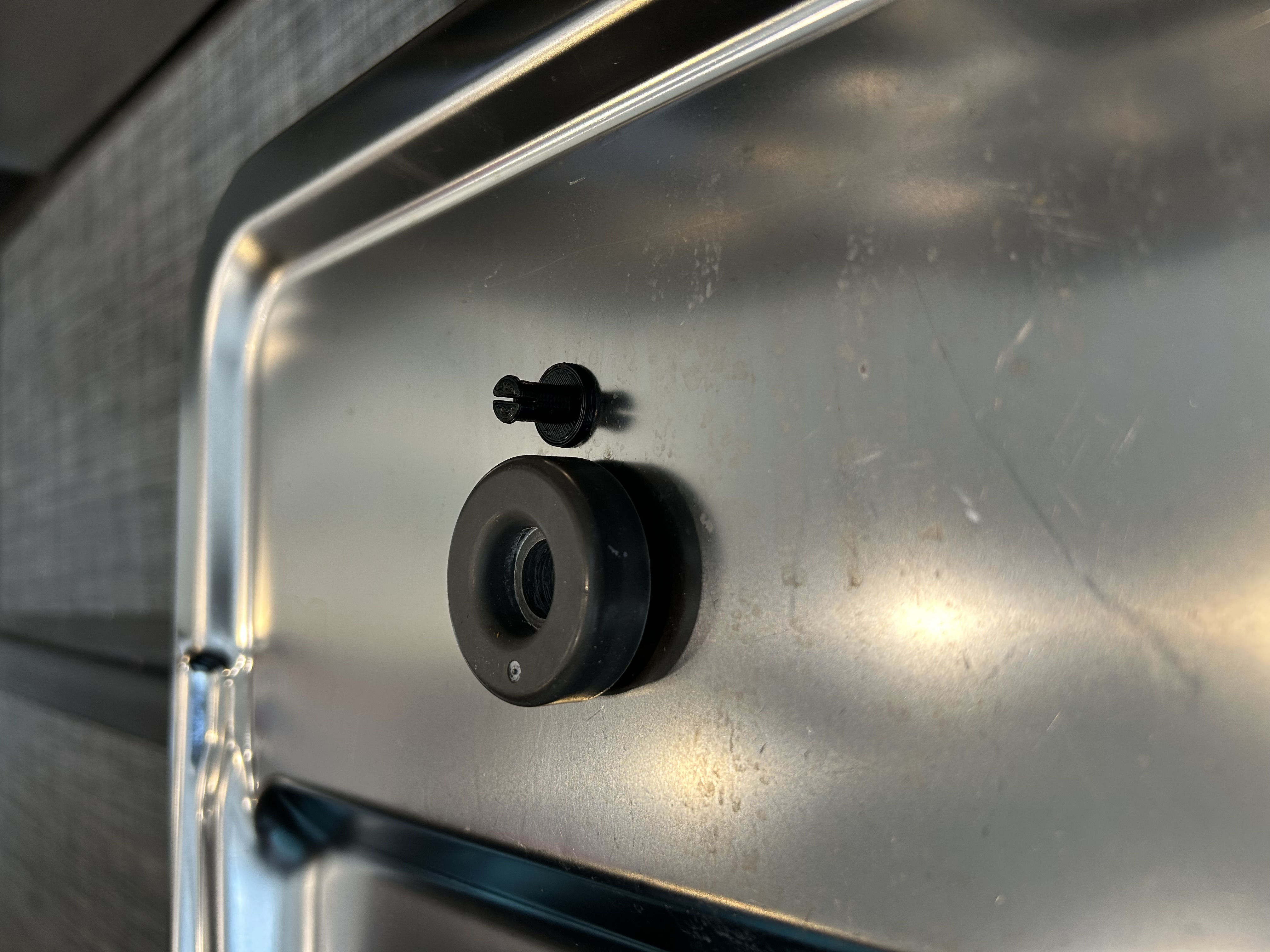 Dishwasher Wheel Center Hub by FunctionalPrintGuy Download free STL