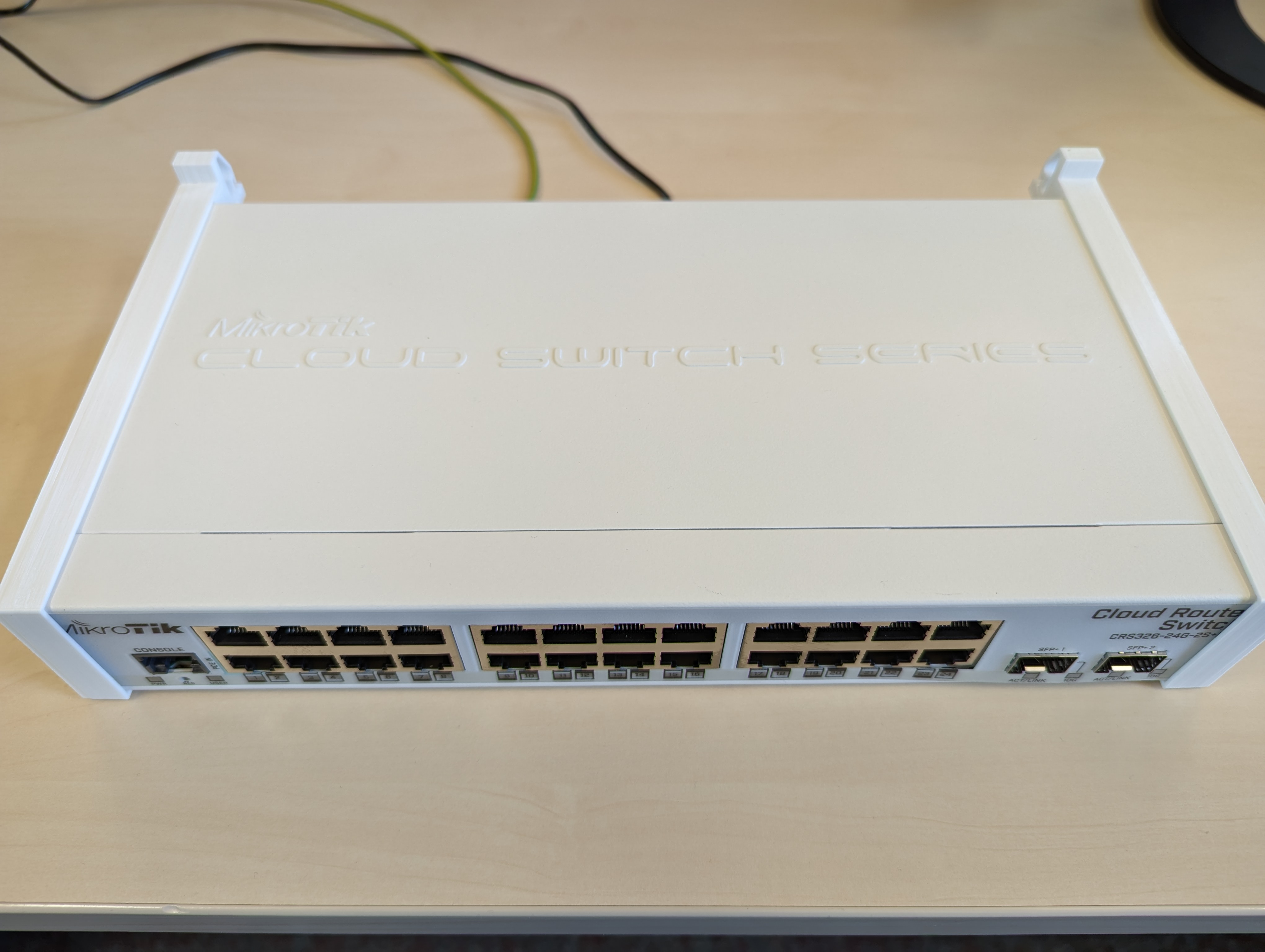 DIN-Rail Mount for Mikrotik CRS326 (v1)