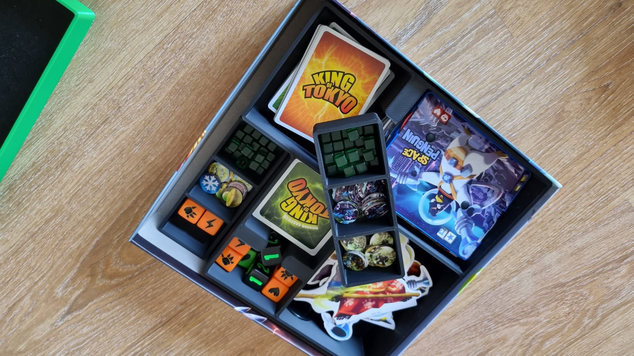King of Tokyo inlay + dice tray by Babba123 Download free STL model