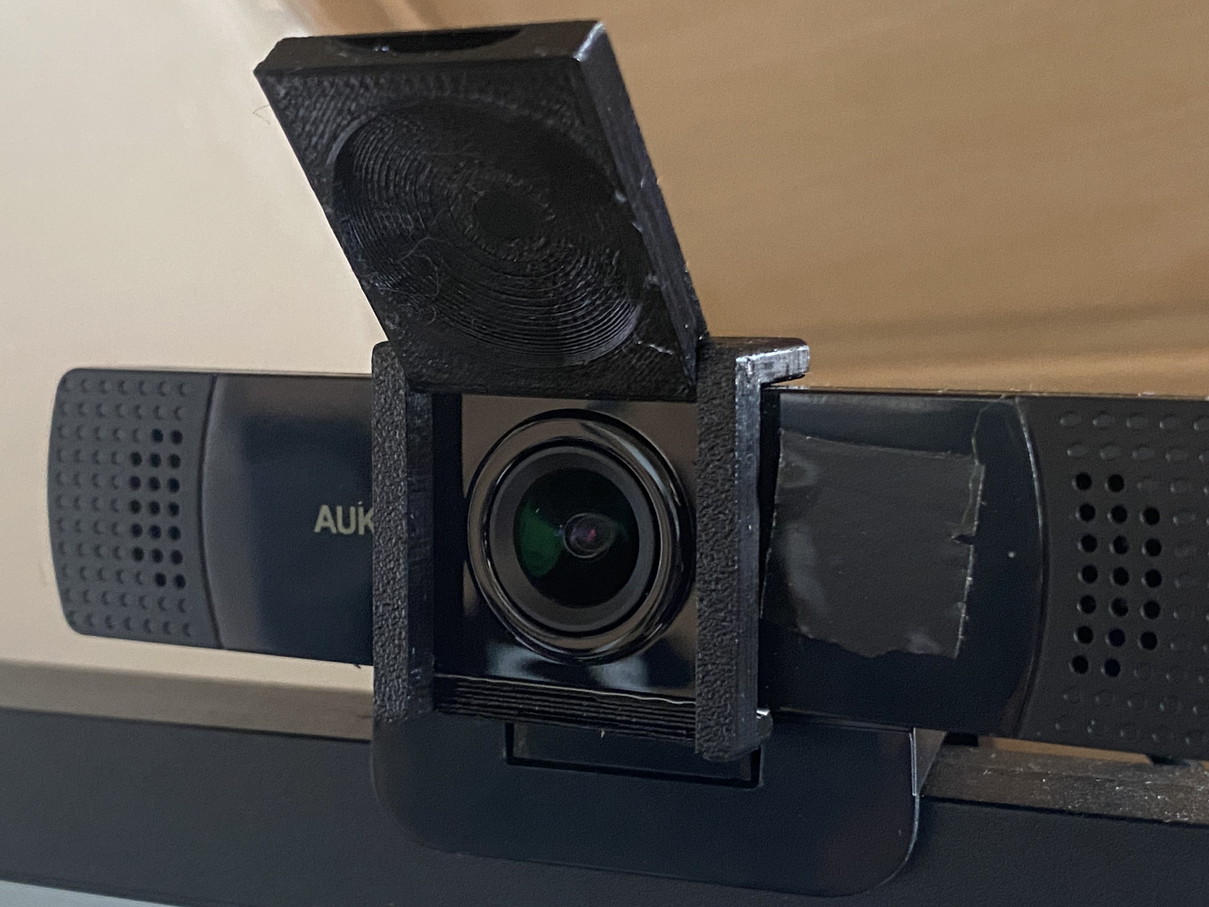 spy protection Aukey_PCLM1E cam by iFimo Download free STL model