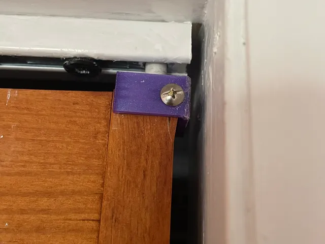 Bifold doors corner fix