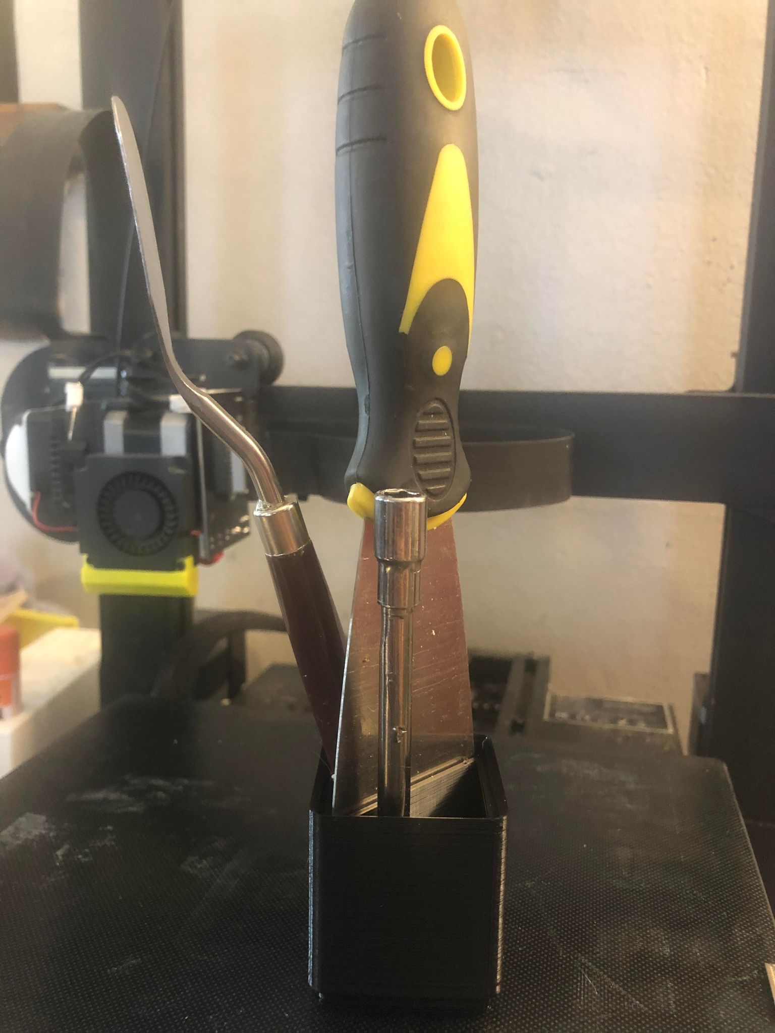 Gridfinty 1x1 Scraper Holder by Matt Flanigan Download free STL model