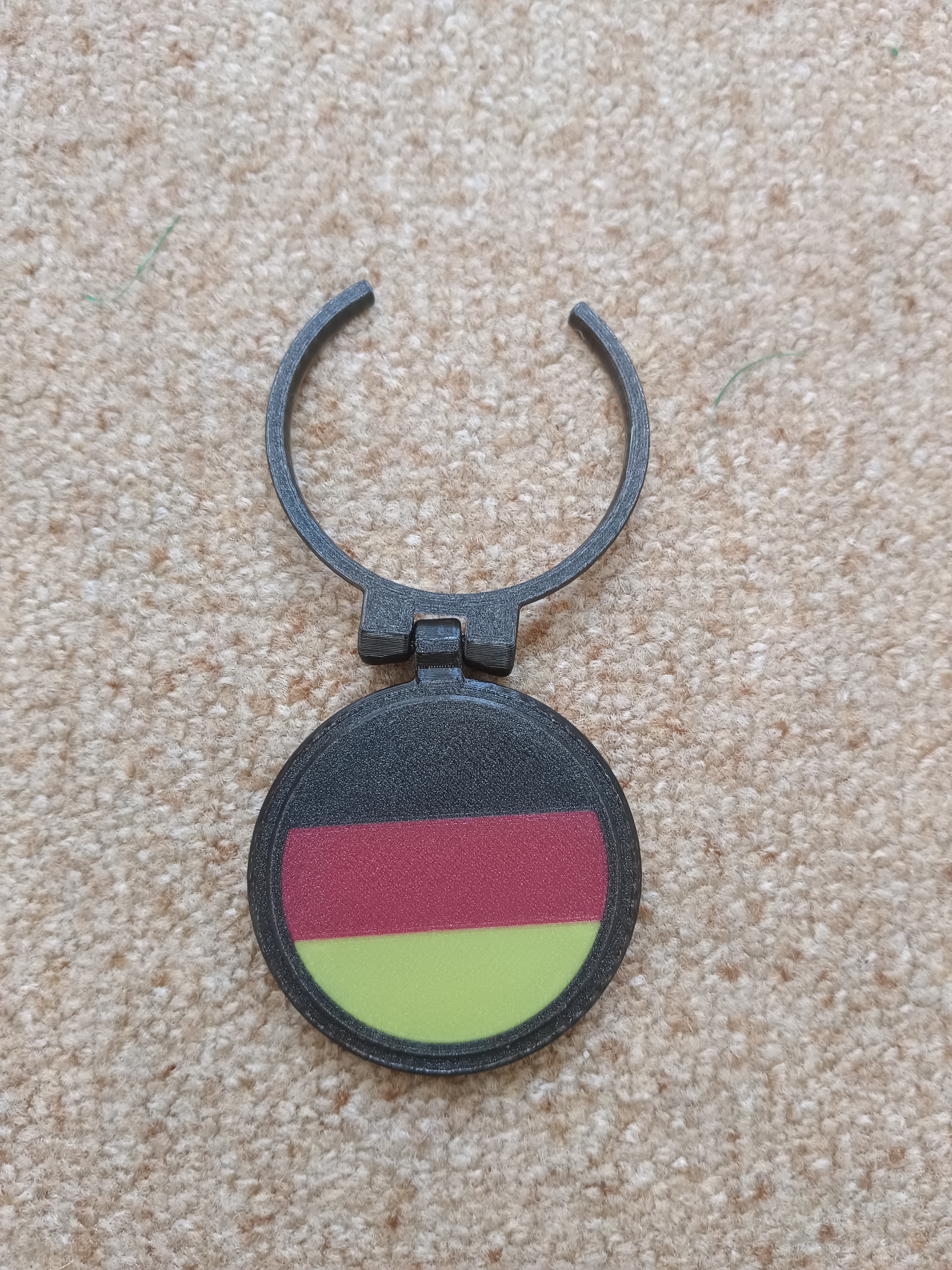 removable Deutschland / Germany emblem to lid metal cans (0,5L & 0,33L)