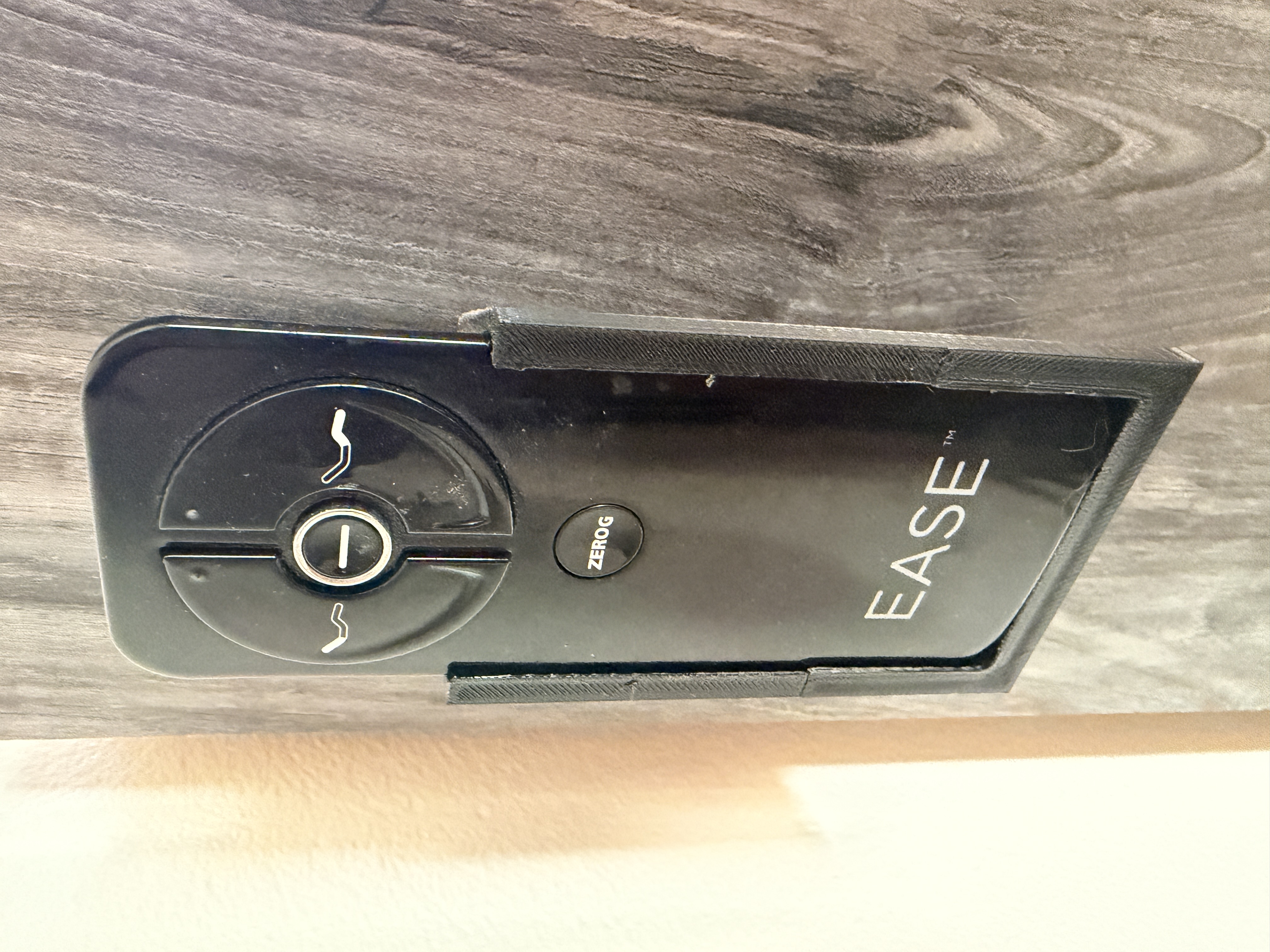 SATISFYING Sealy Ease Remote holder