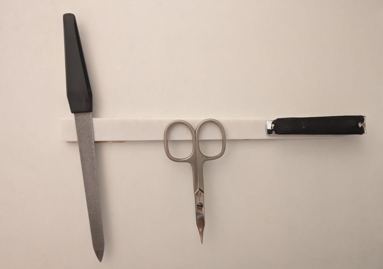 Magnet Rail for Bathroom Cabinet