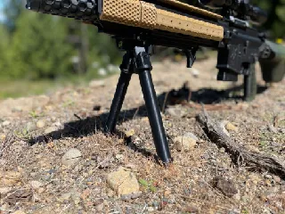 Low hardware picatinny bipod for airsoft/airguns