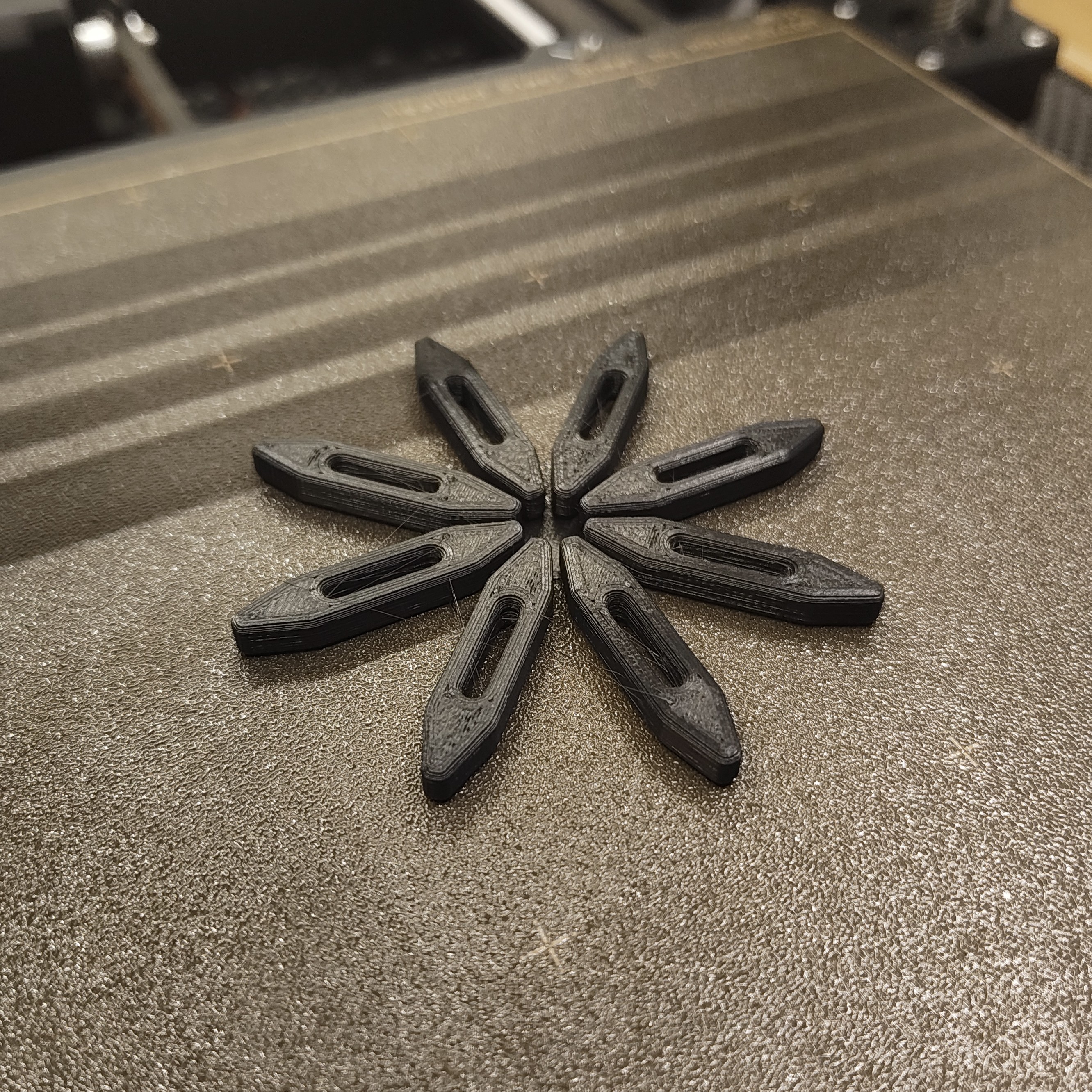 Tent Toggle Fastener — thumbnail 2