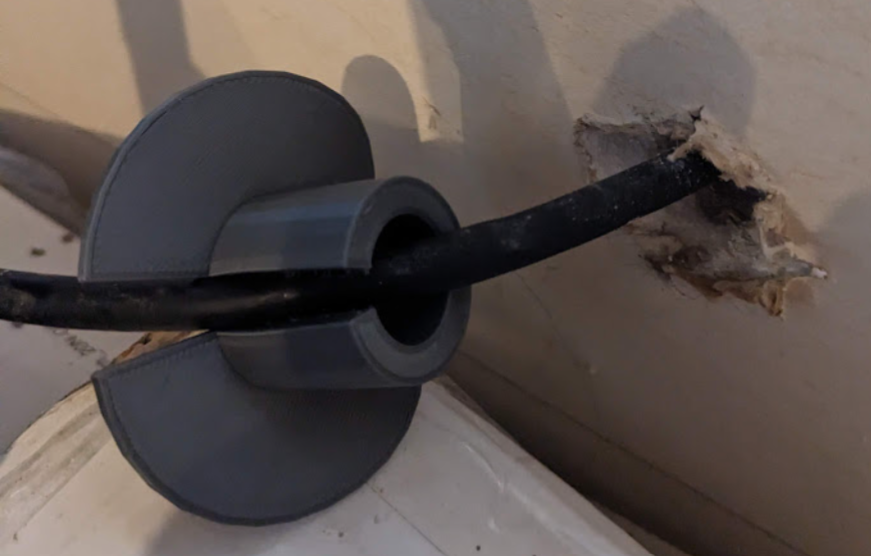 Starlink Cable Hole Cover by Sean Cody Download free STL model