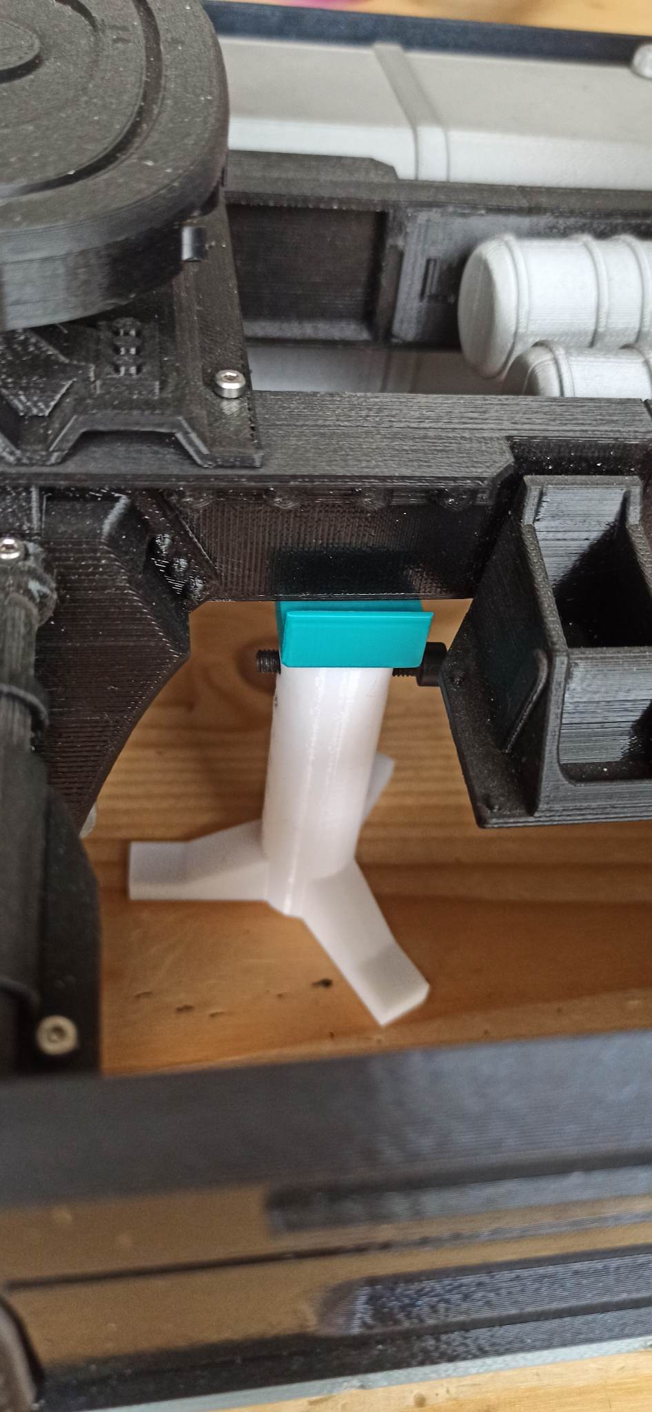 Supports for ScaniaR730
