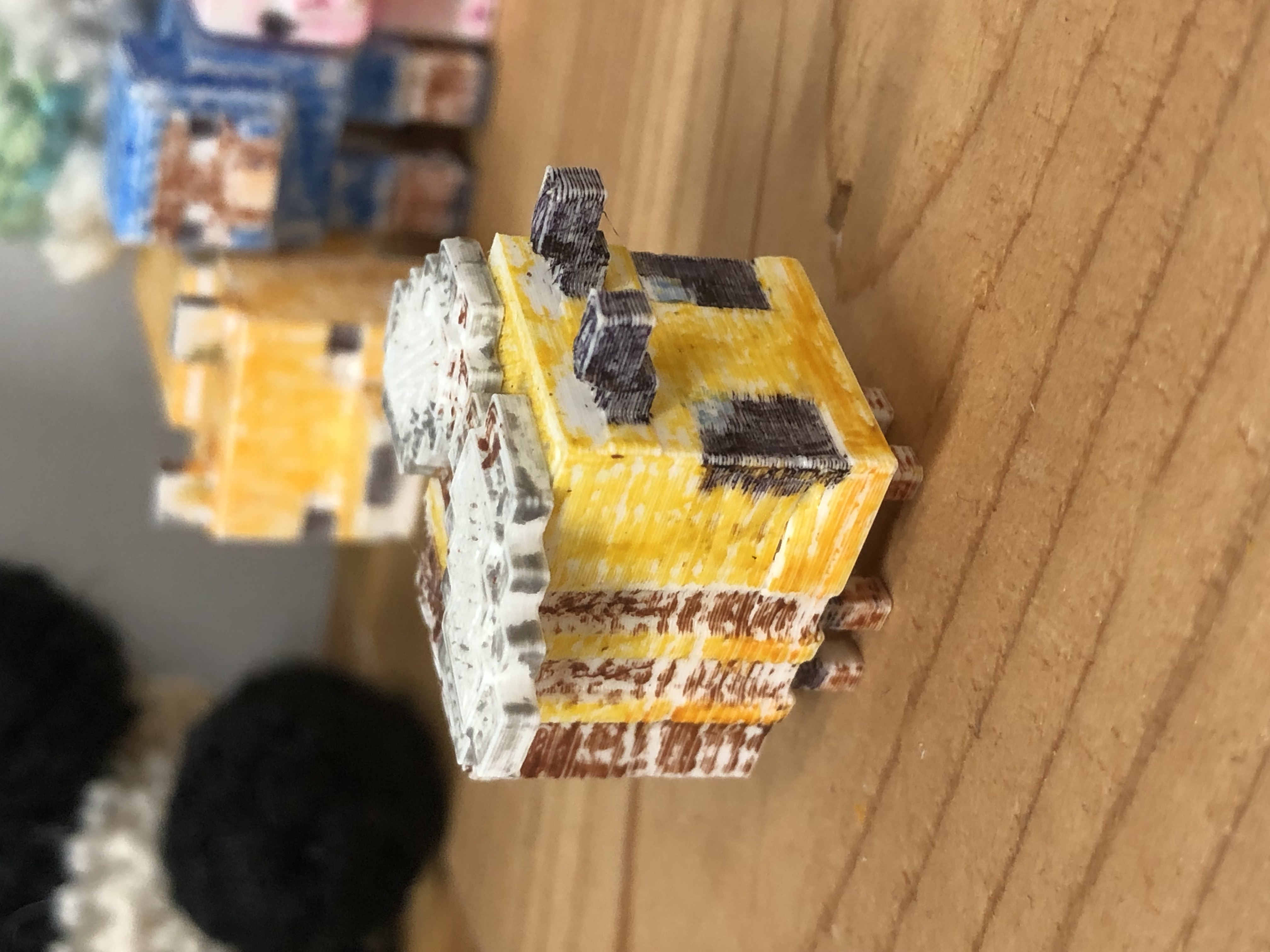 Minecraft bee