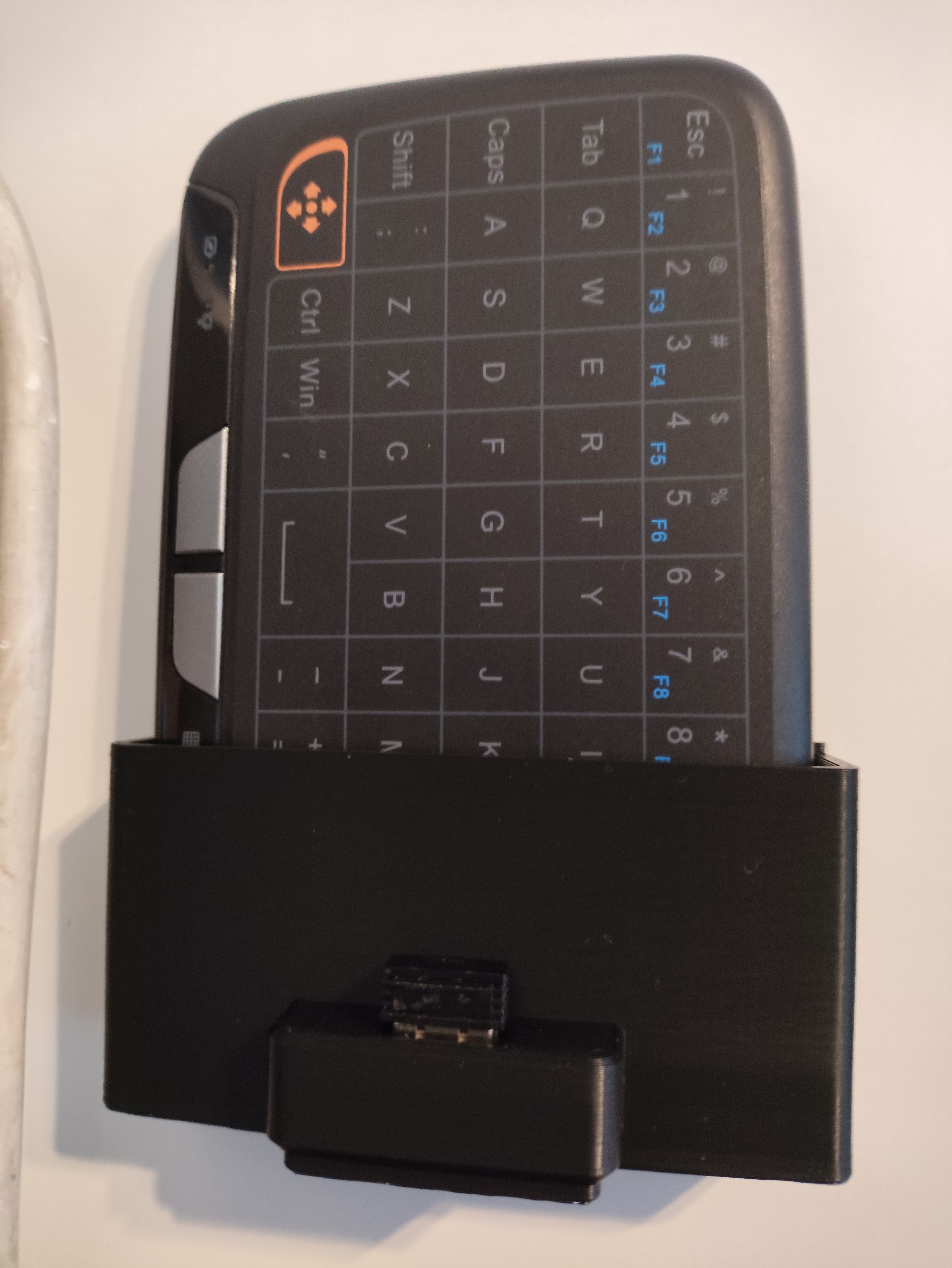 Holder for SXstar keyboard