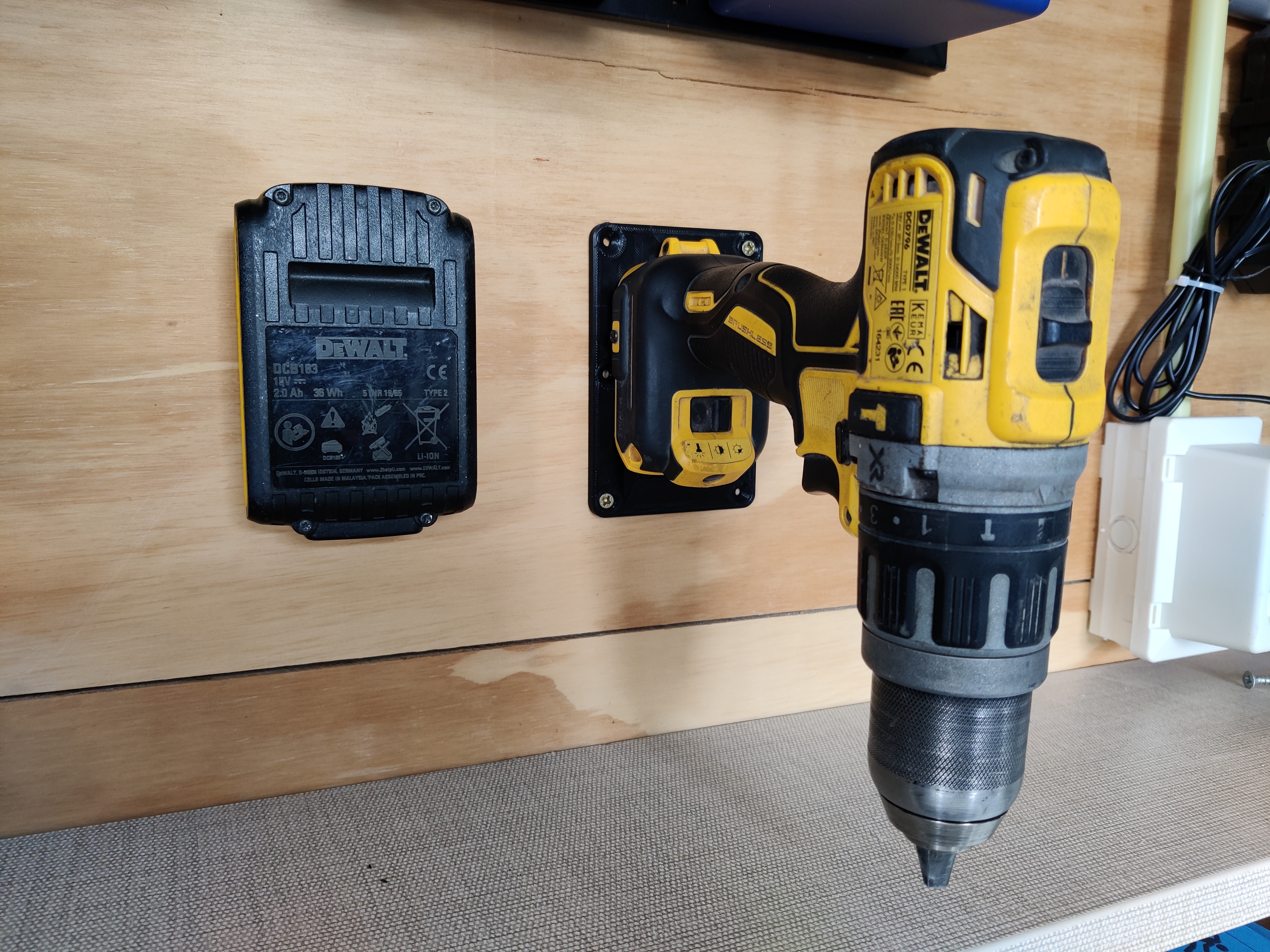 DeWalt Tool Mount for 18V and 20V