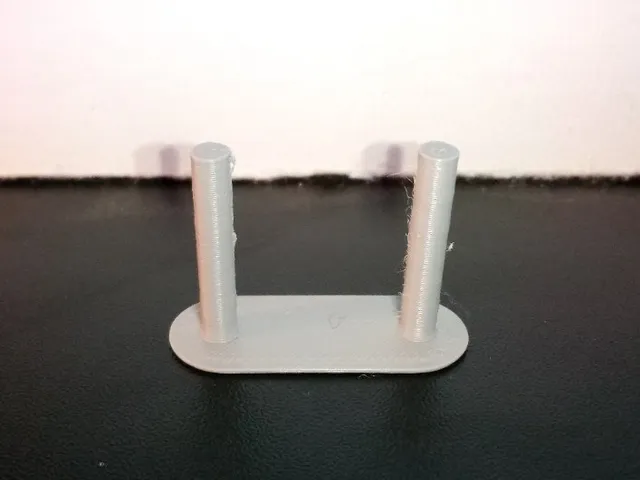 Simple 3D printer stringing/retraction test